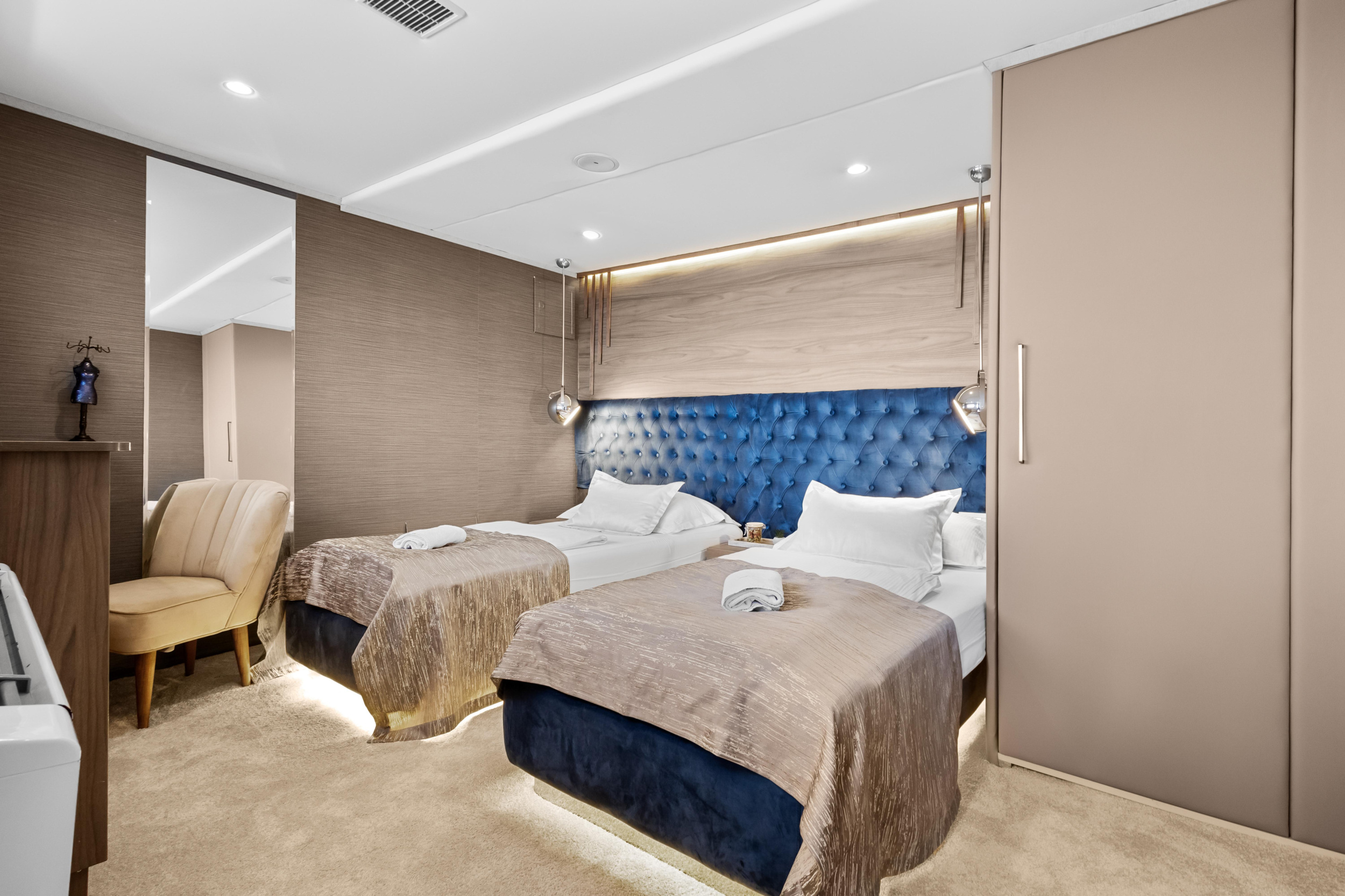 Motoryacht Bella — photo 20
