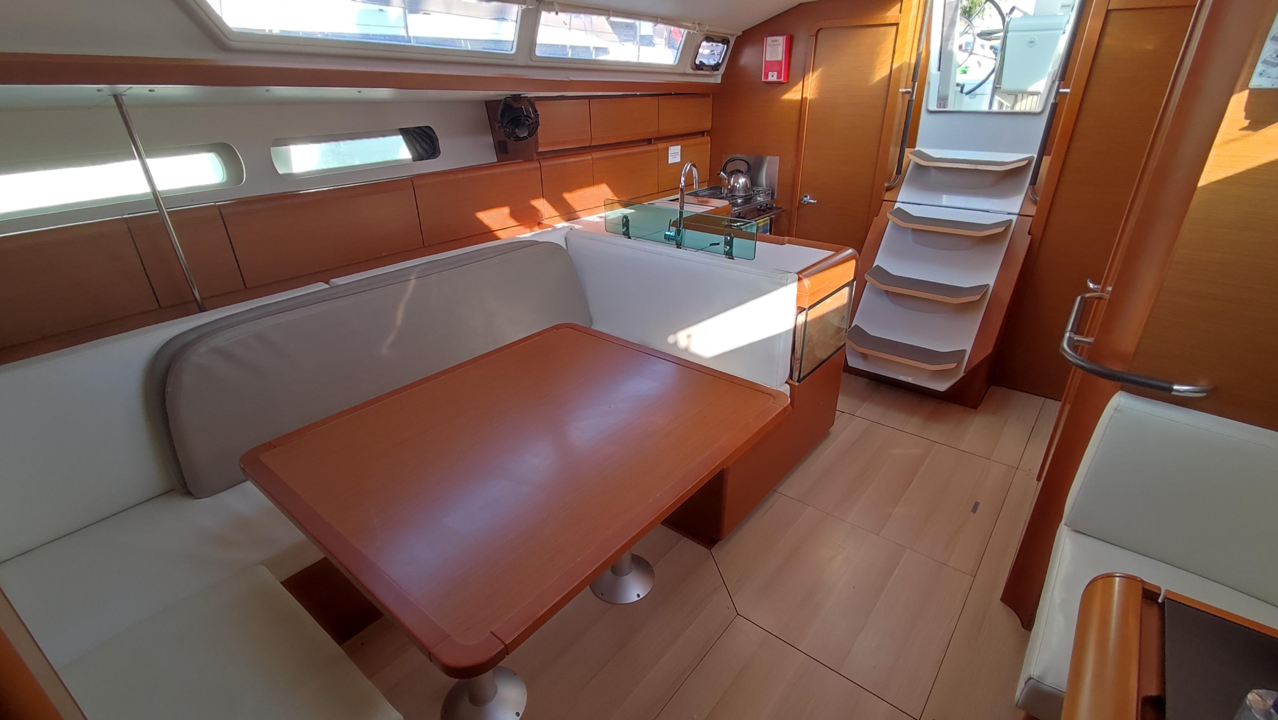 Sun Odyssey 419 — photo 11