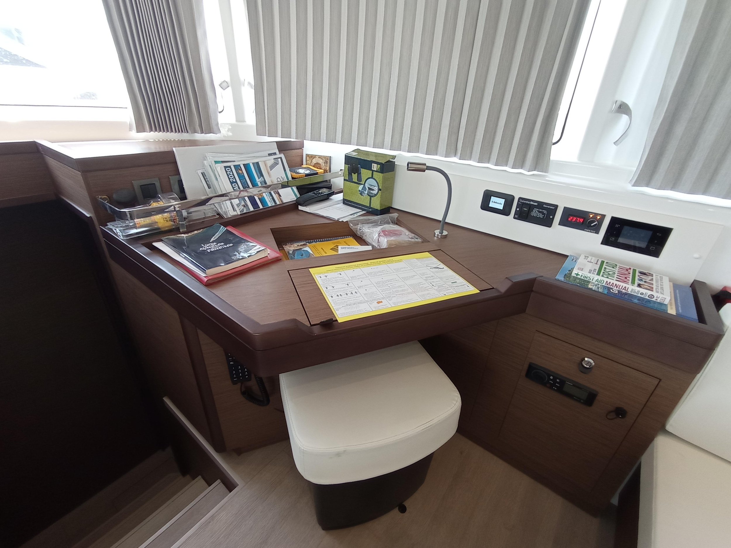 Lagoon 46 — photo 8