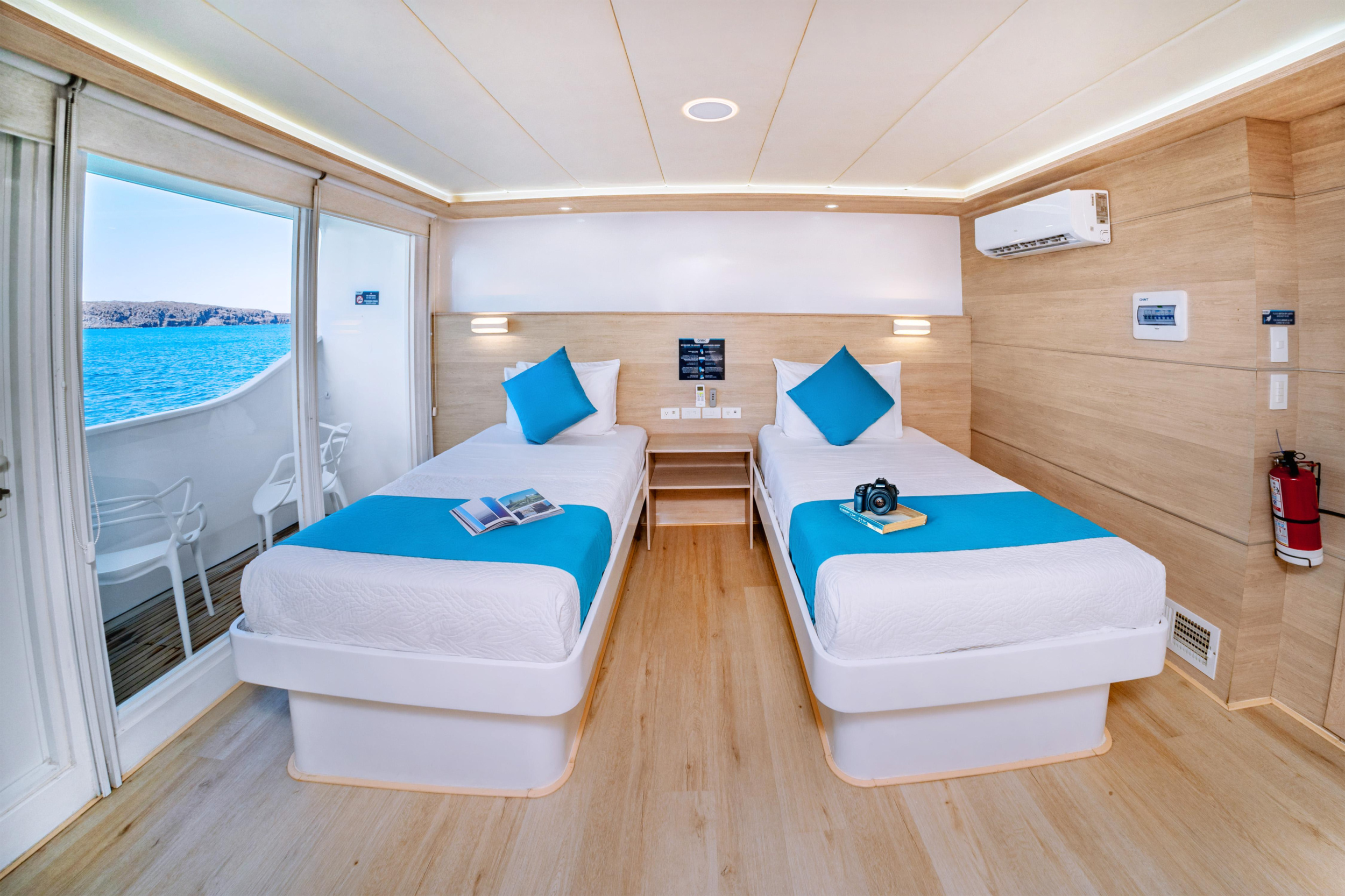 Catamaran - Treasure — photo 29