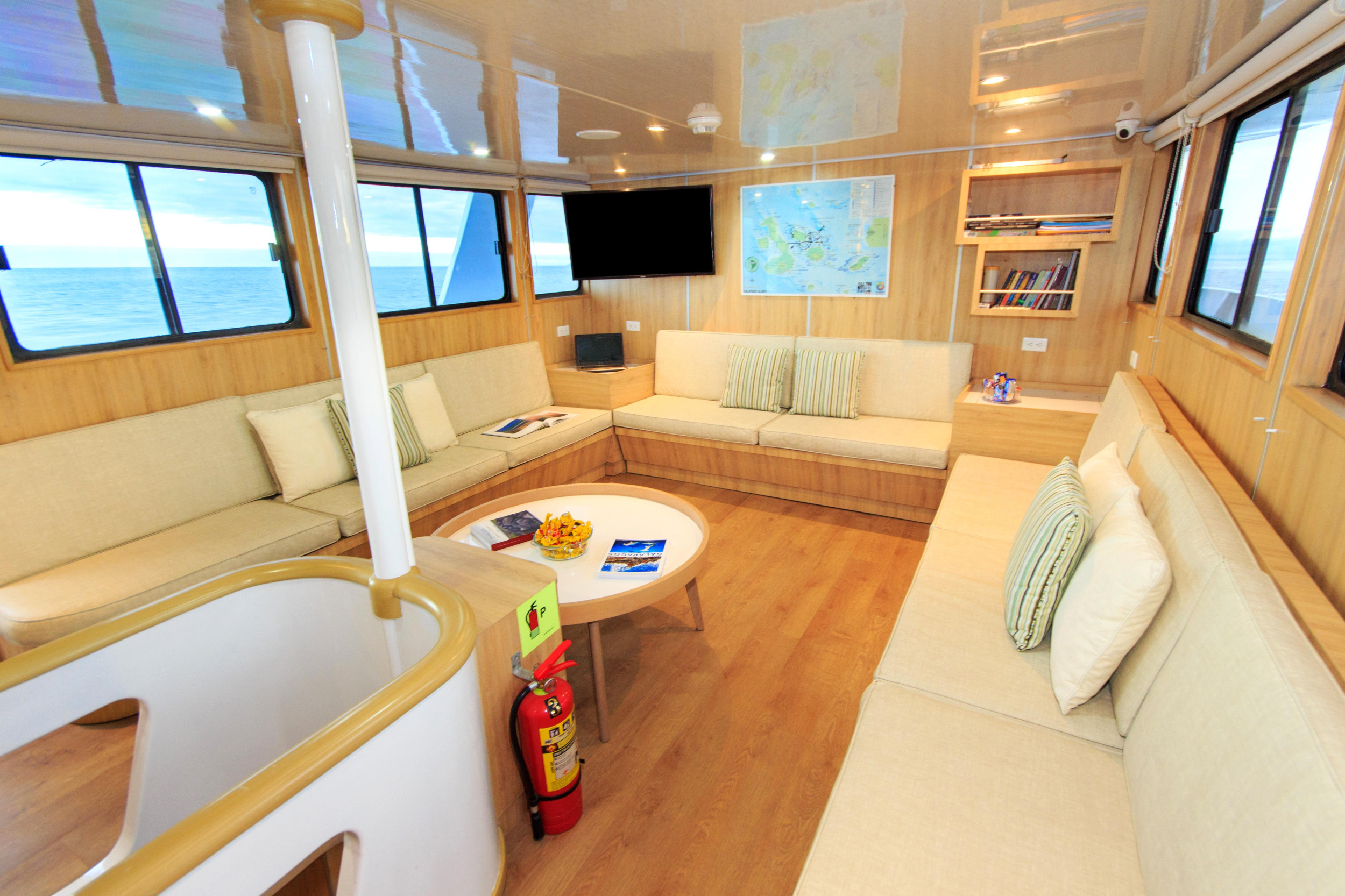 Motoryacht - Aqua — photo 15