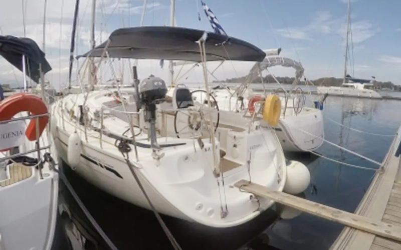 Bavaria 37 — photo 17