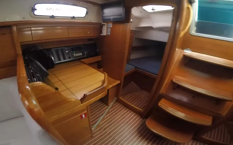 Bavaria 37 — photo 15