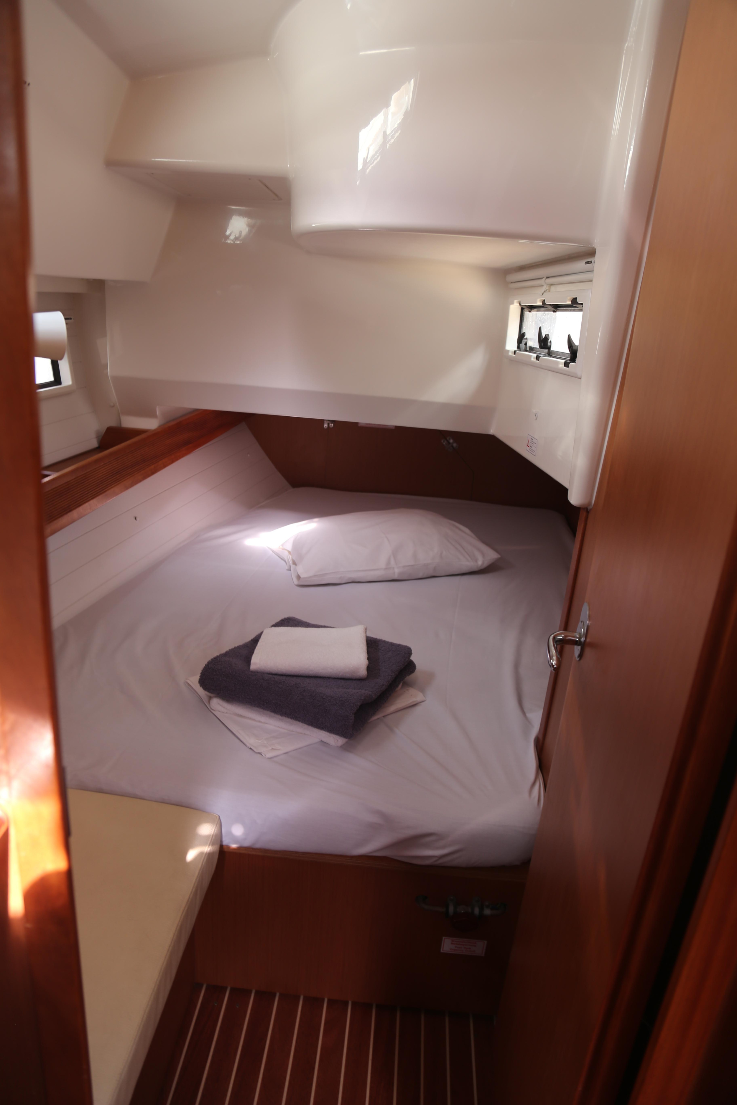 Bavaria Cruiser 36 — photo 4