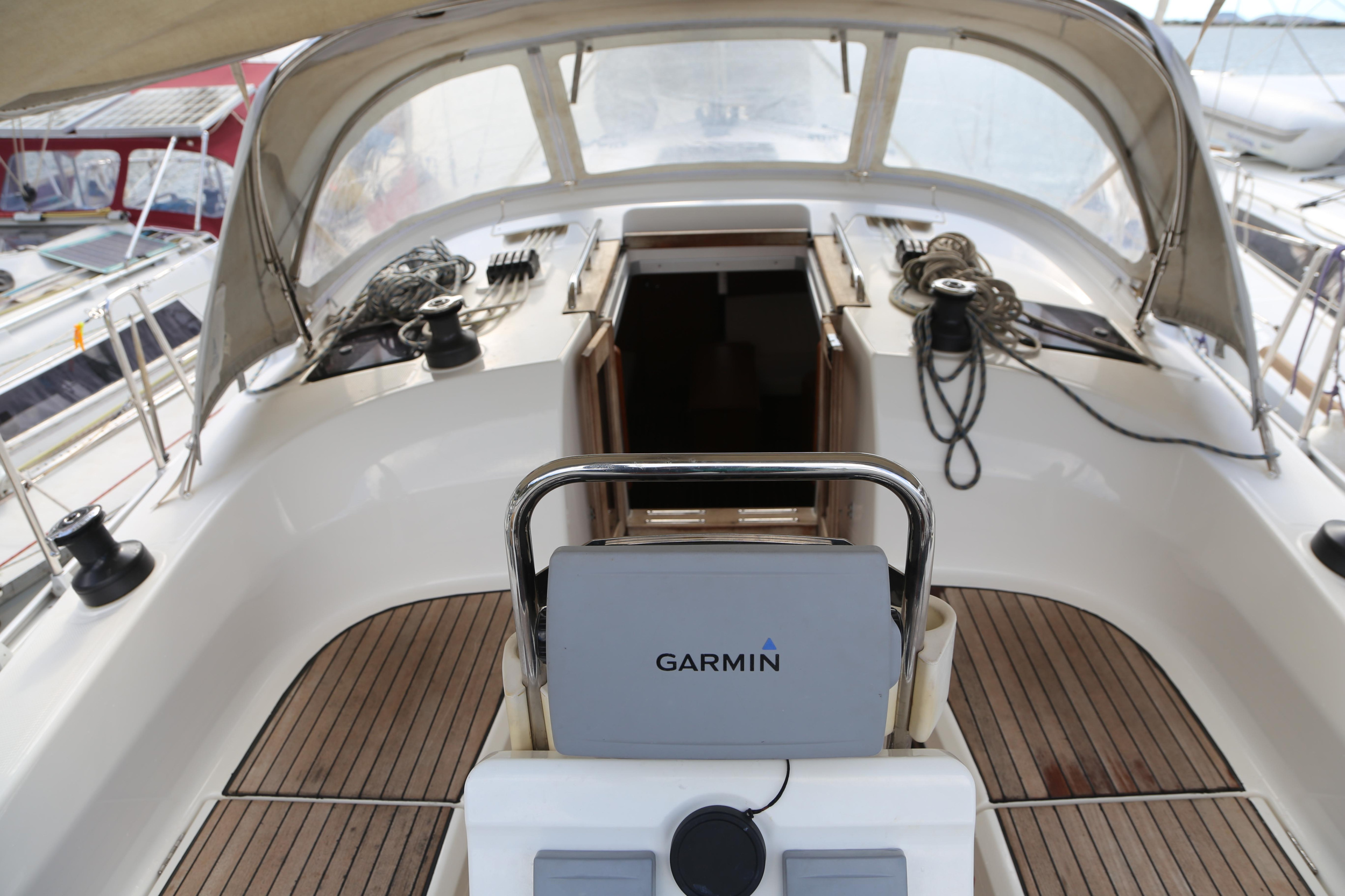 Bavaria Cruiser 36 — photo 10