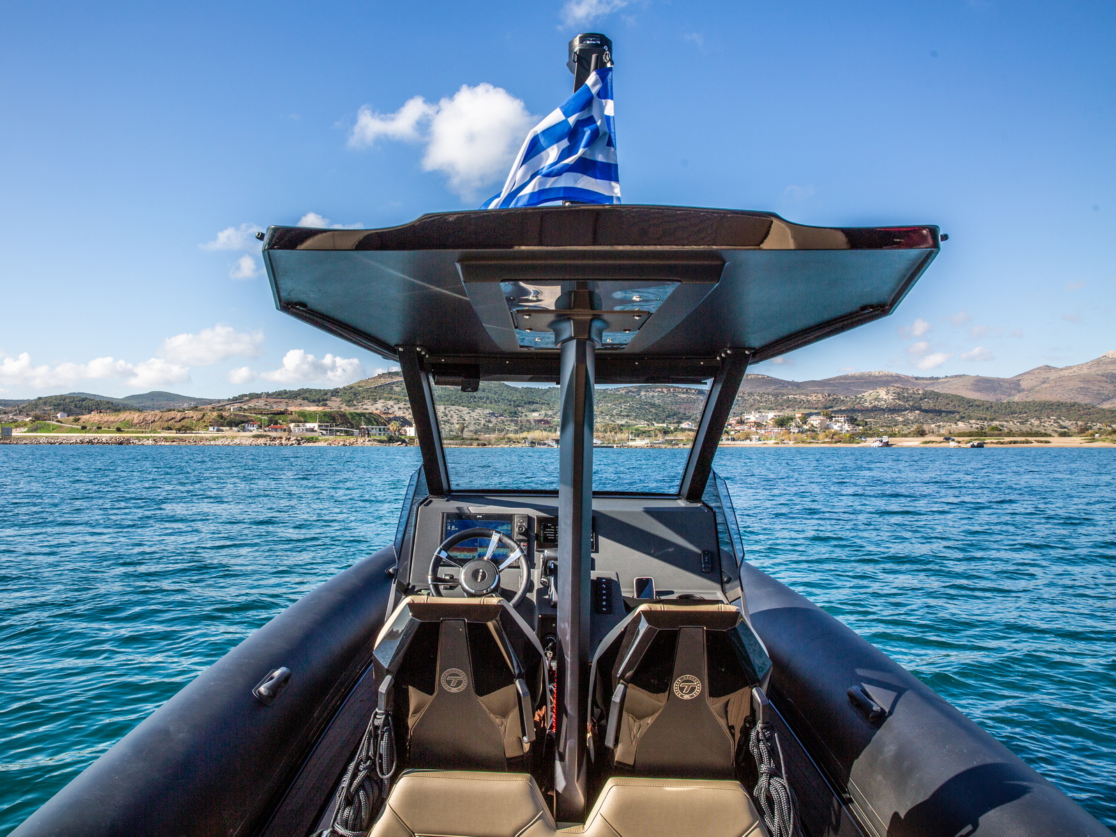 Technohull 38 Grand Sport — photo 9