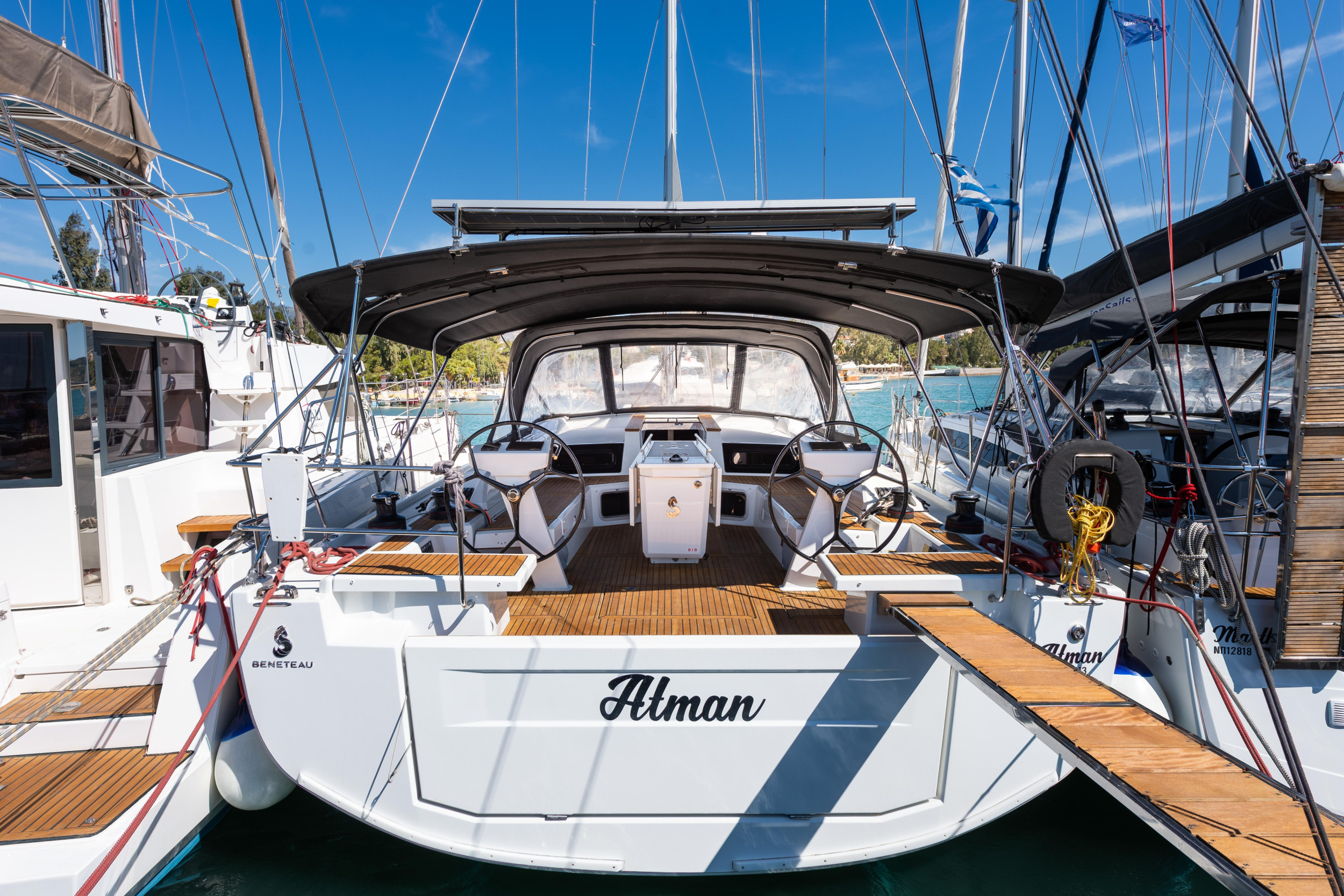 Oceanis 51.1 — photo 11