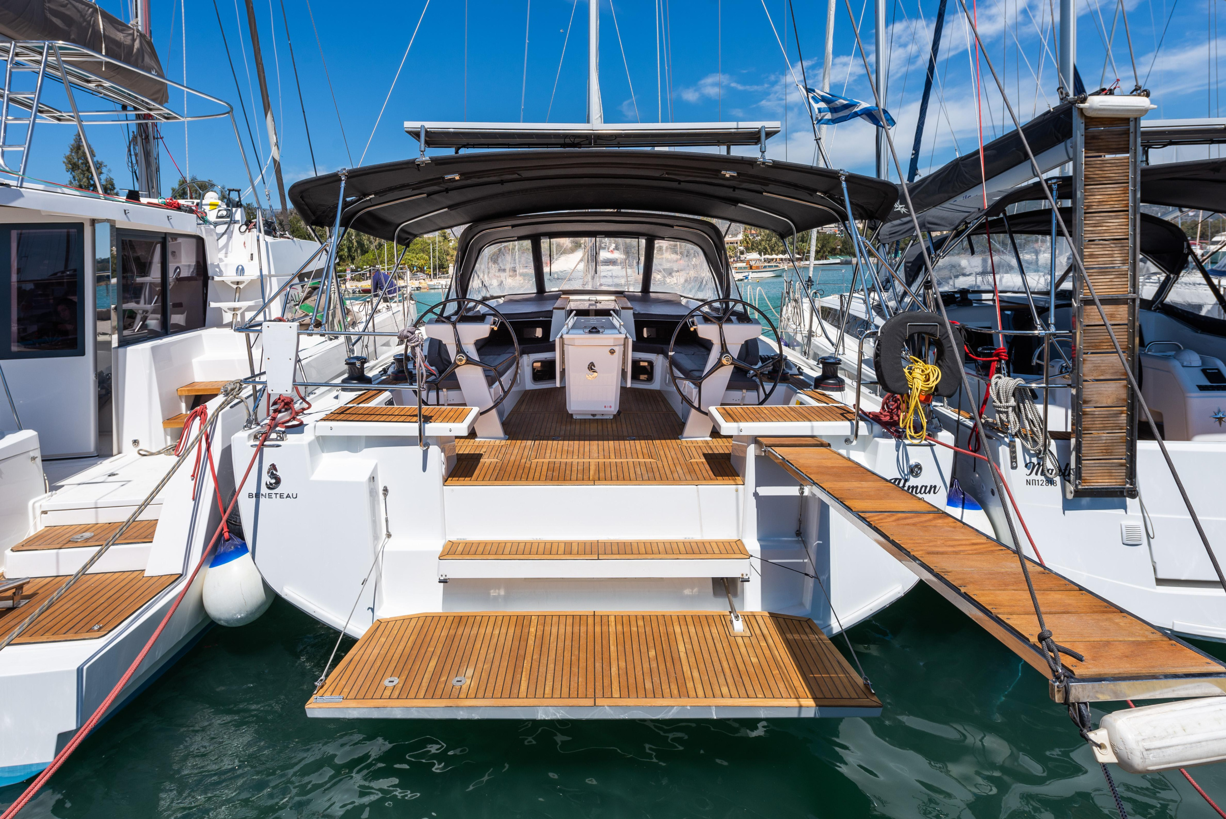 Oceanis 51.1 — photo 39