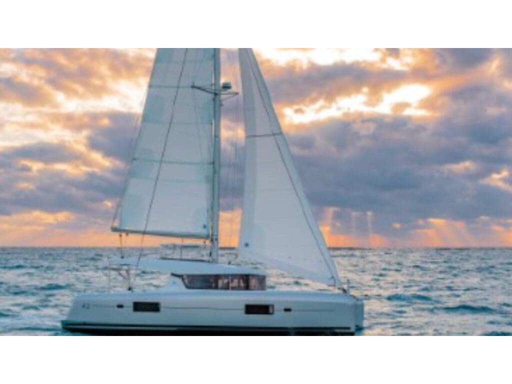 Lagoon 42 — photo 1