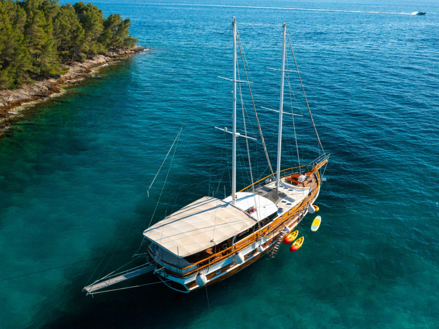 Photo #1 - Gulet Allure (Allure) en Port - 6516
