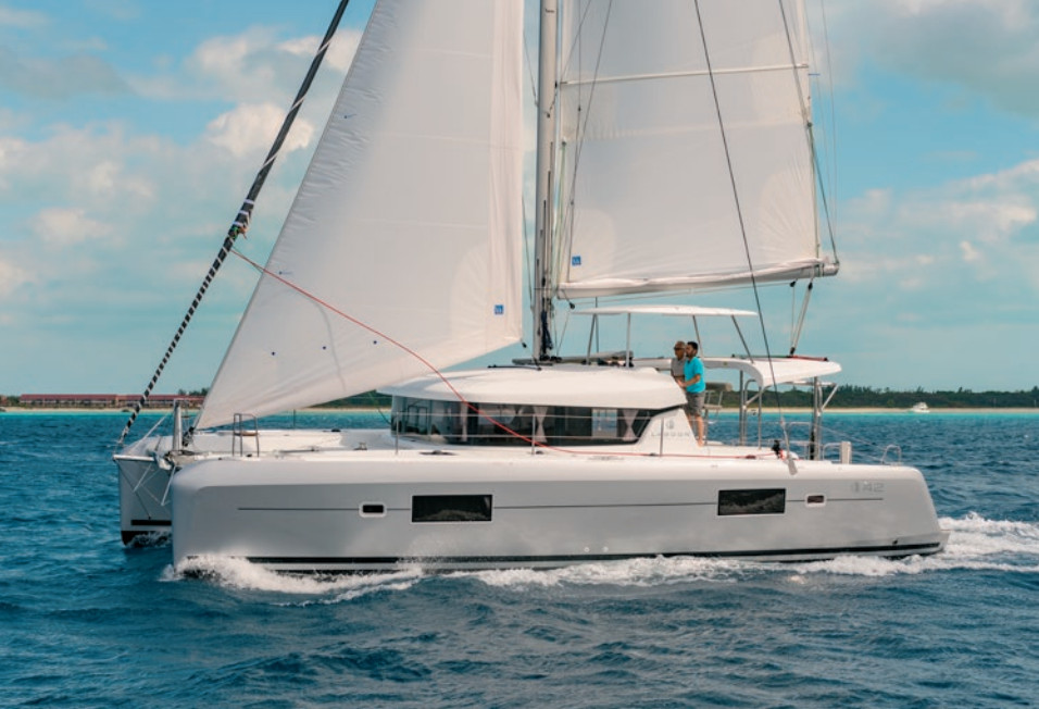 Lagoon 42 — photo 16