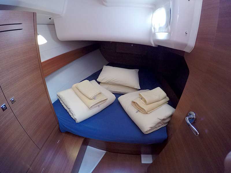 Dufour 382 GL — photo 7
