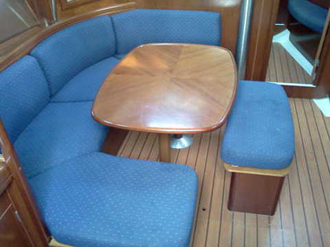 Oceanis 393 Clipper — photo 9