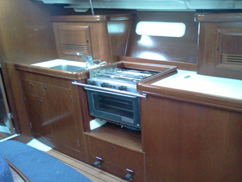Oceanis 393 Clipper — photo 12