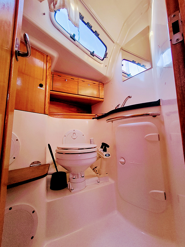 Bavaria 50 — photo 4