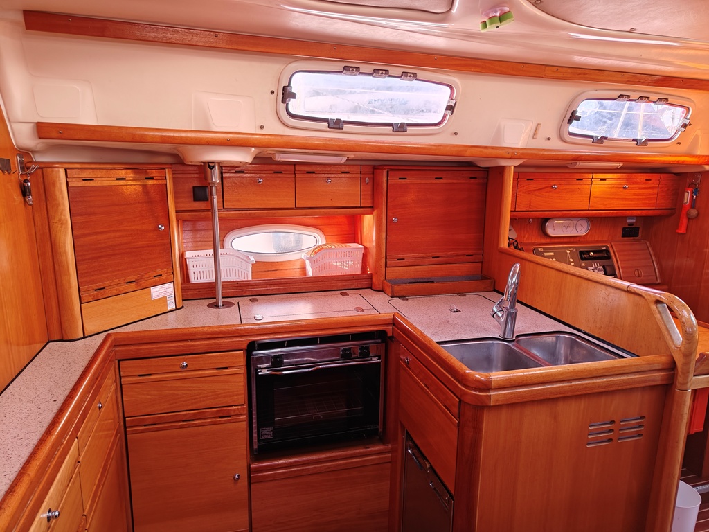 Bavaria 50 — photo 5