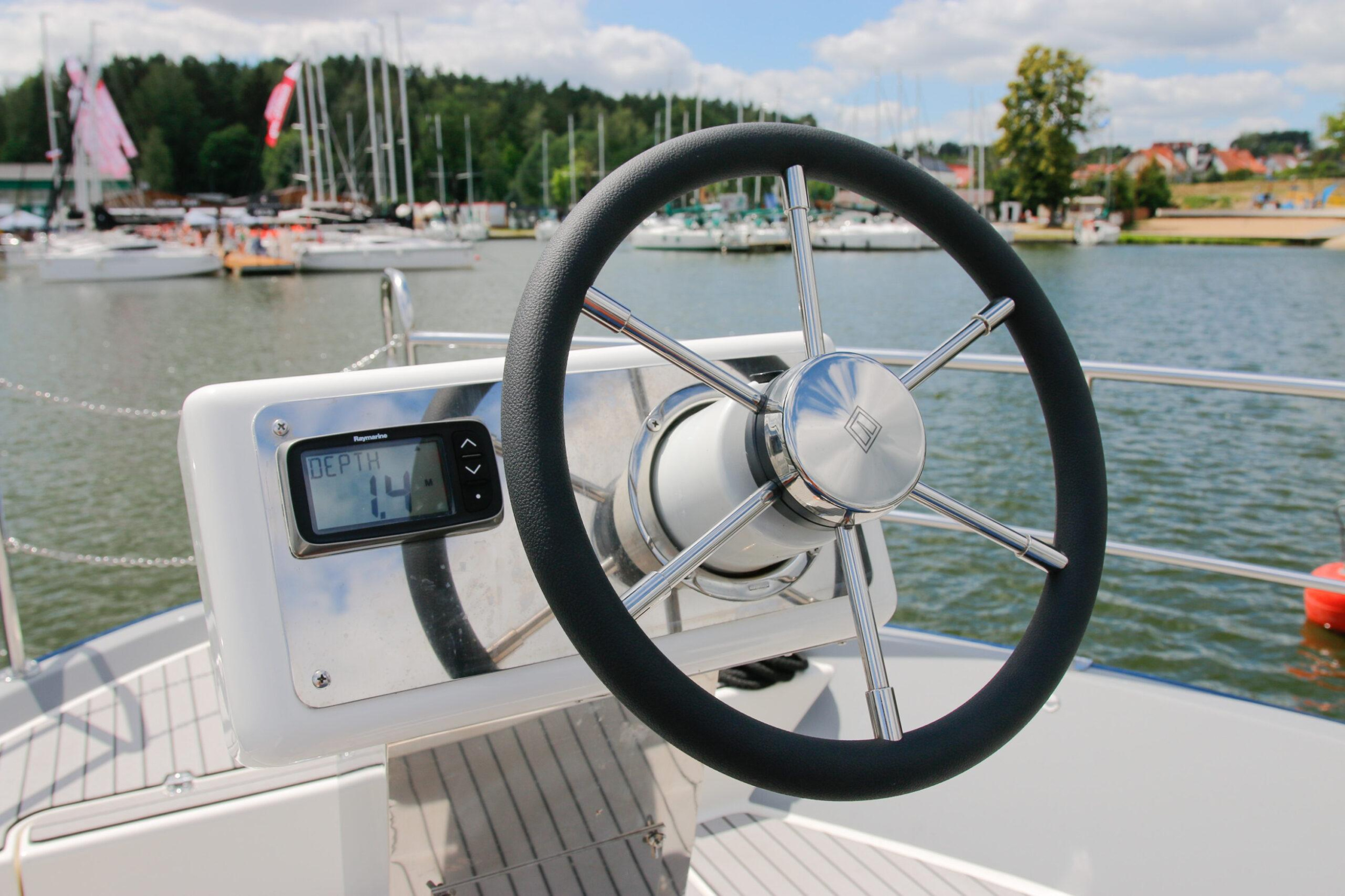 Nautika 1300 ROYAL — photo 33