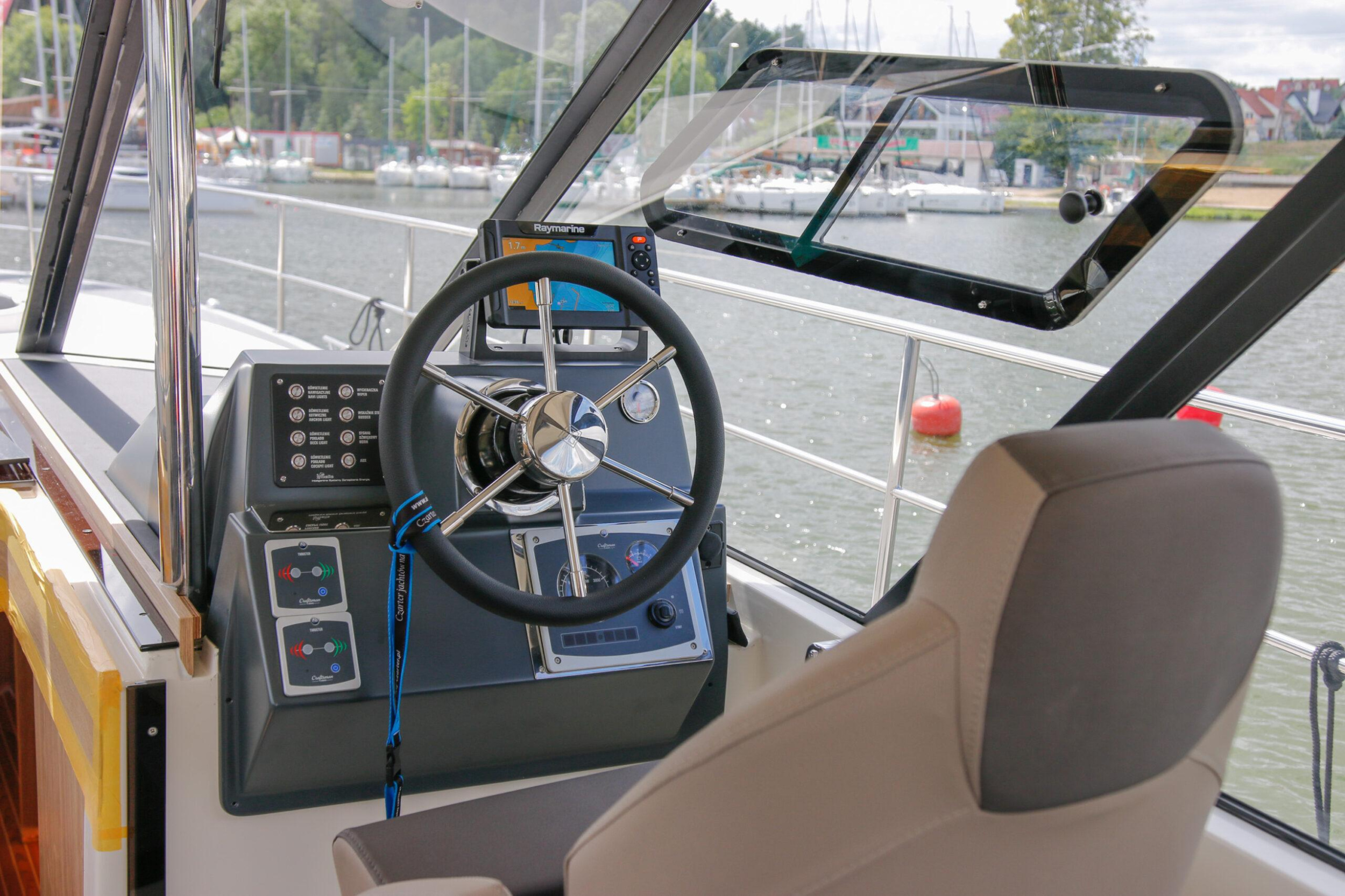 Nautika 1300 ROYAL — photo 19