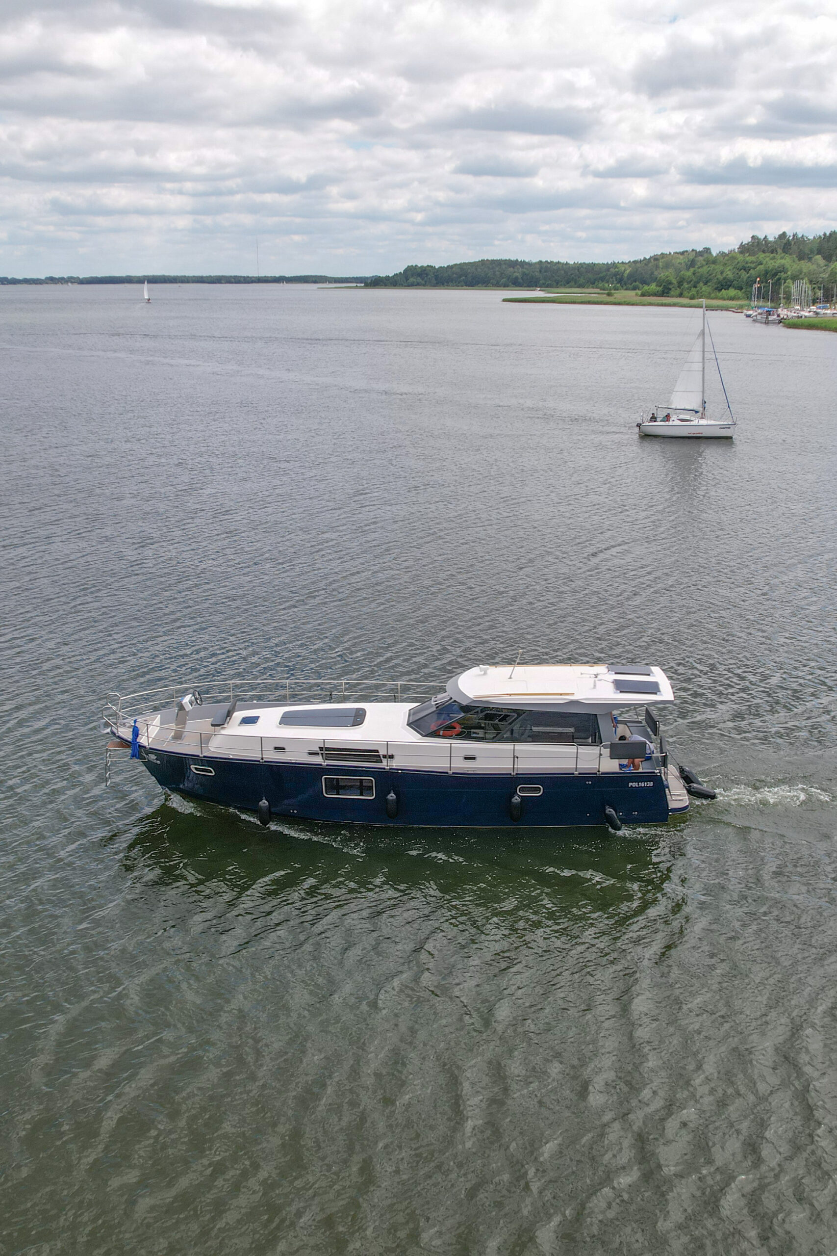 Nautika 1300 ROYAL — photo 17