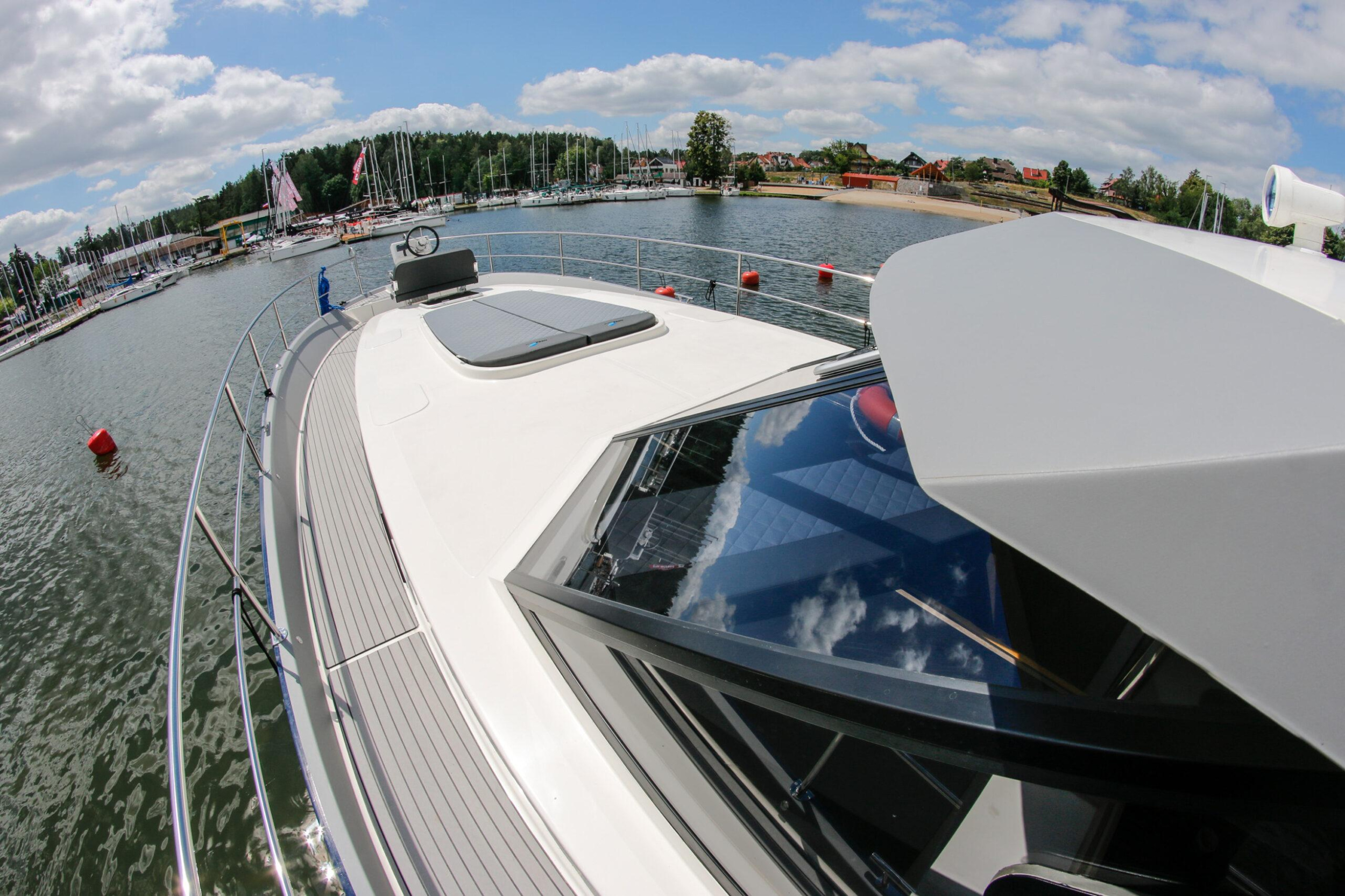 Nautika 1300 ROYAL — photo 6