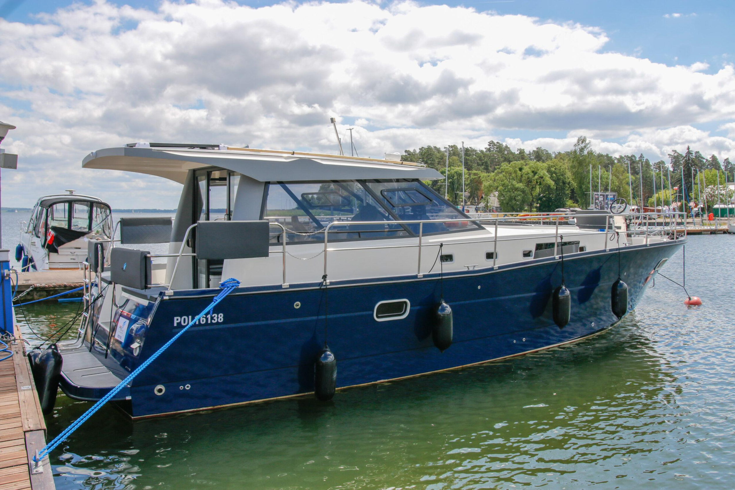 Nautika 1300 ROYAL — photo 8