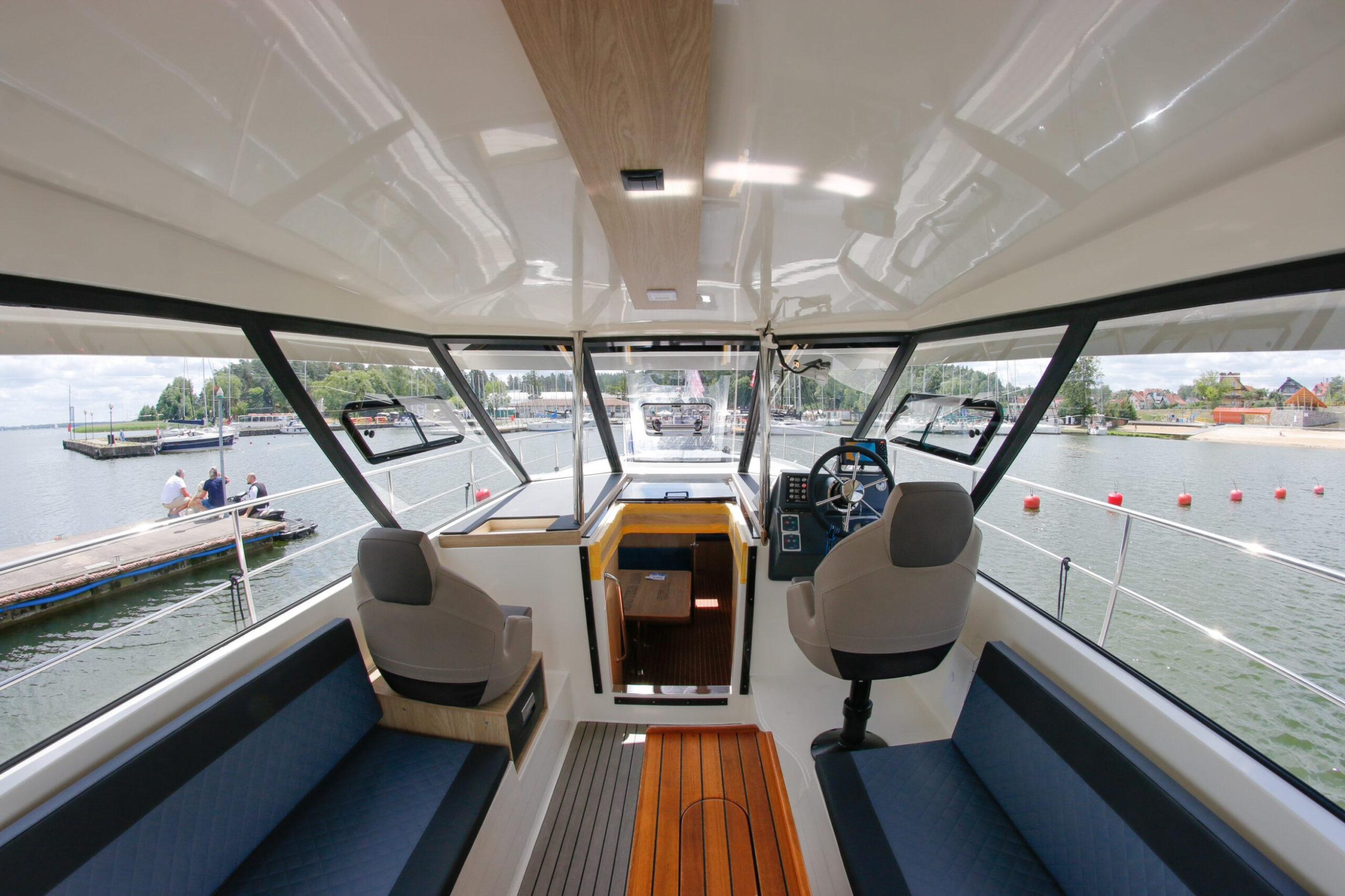 Nautika 1300 ROYAL — photo 13