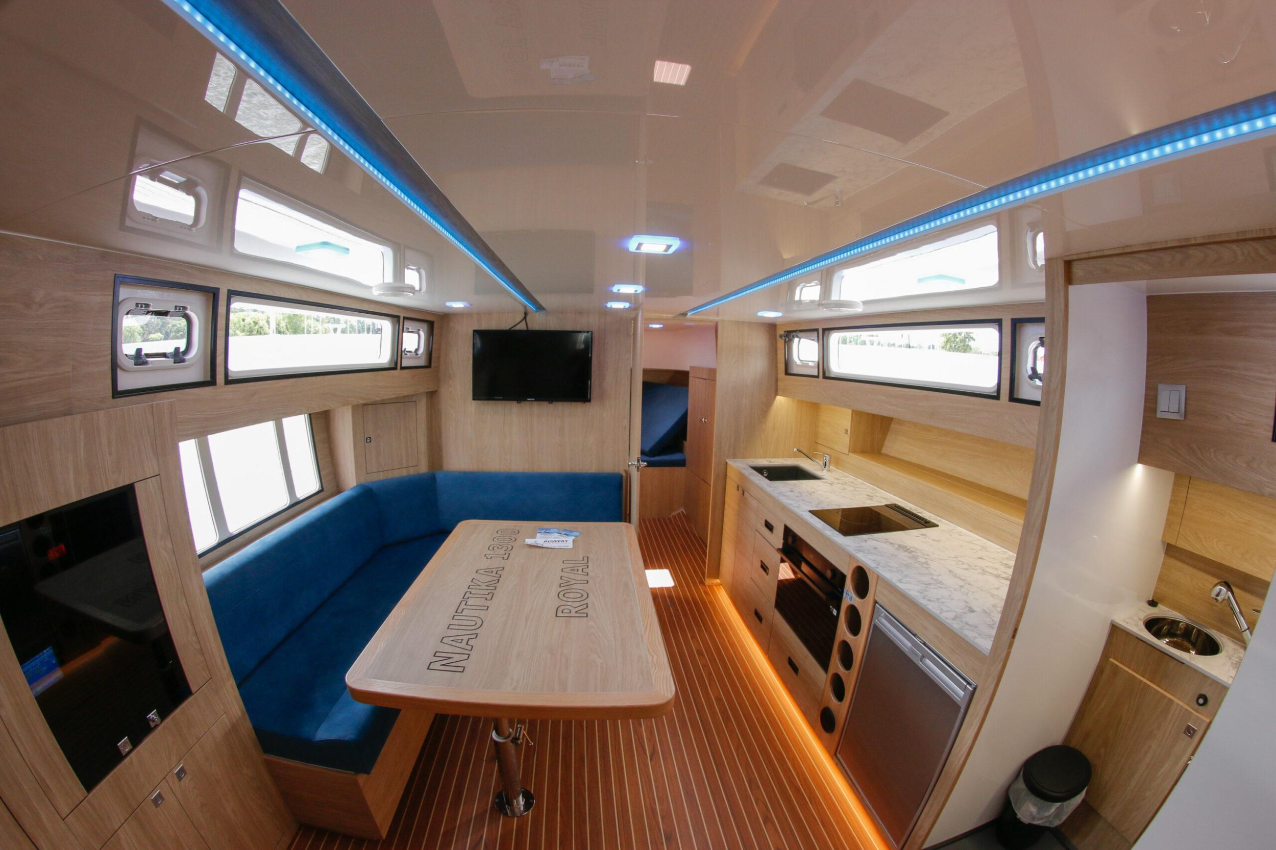 Nautika 1300 ROYAL — photo 2