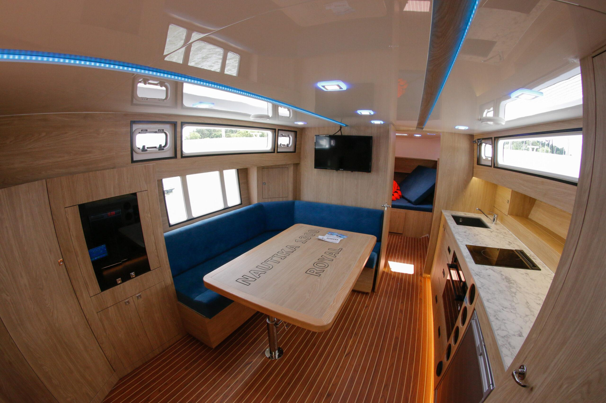 Nautika 1300 ROYAL — photo 34