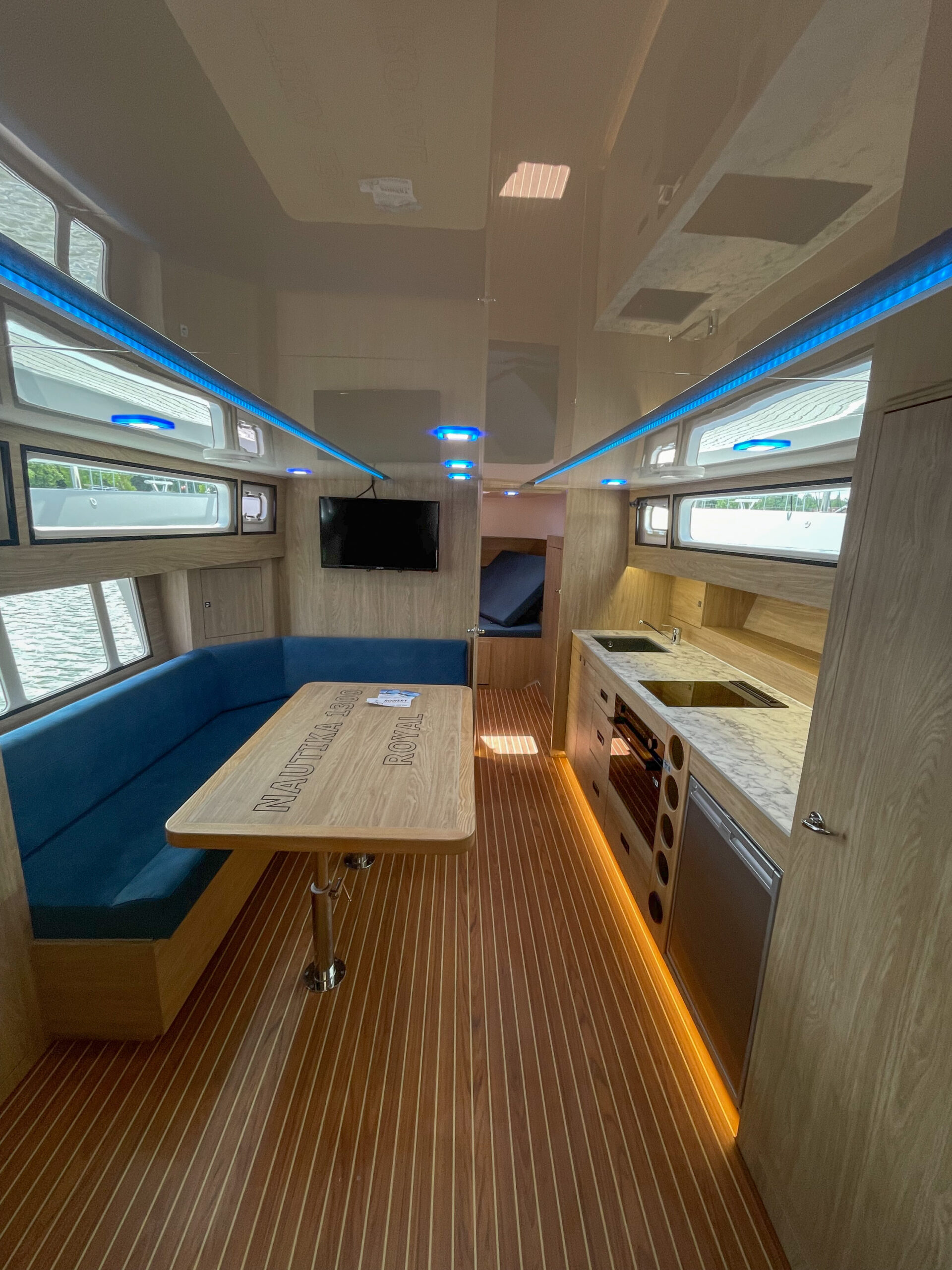 Nautika 1300 ROYAL — photo 10