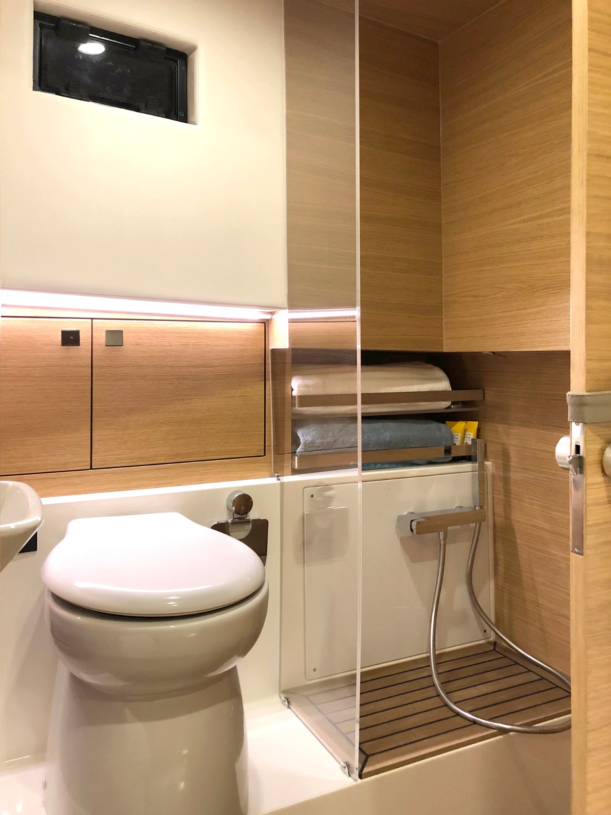 De Antonio D42 Open — photo 12