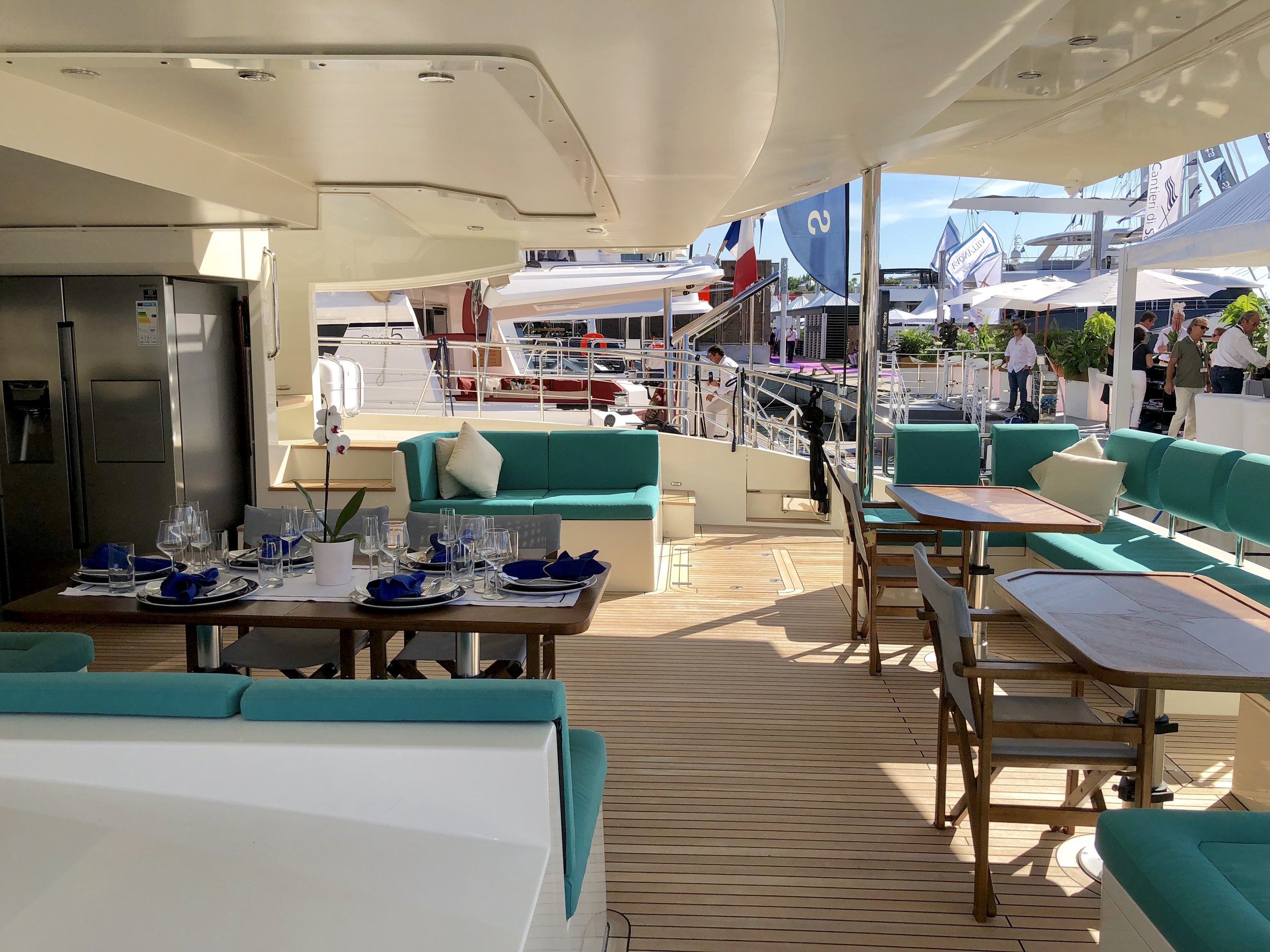 Serenity 64 LUXE — photo 31
