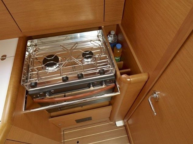Jeanneau Sun Odyssey 33i — photo 9