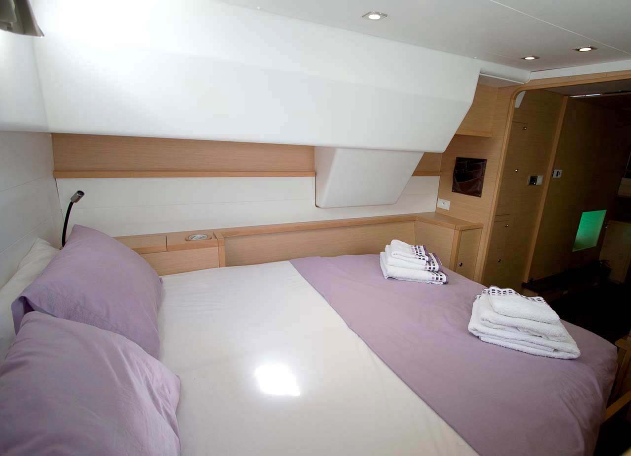 Lagoon 450 Fly — photo 11
