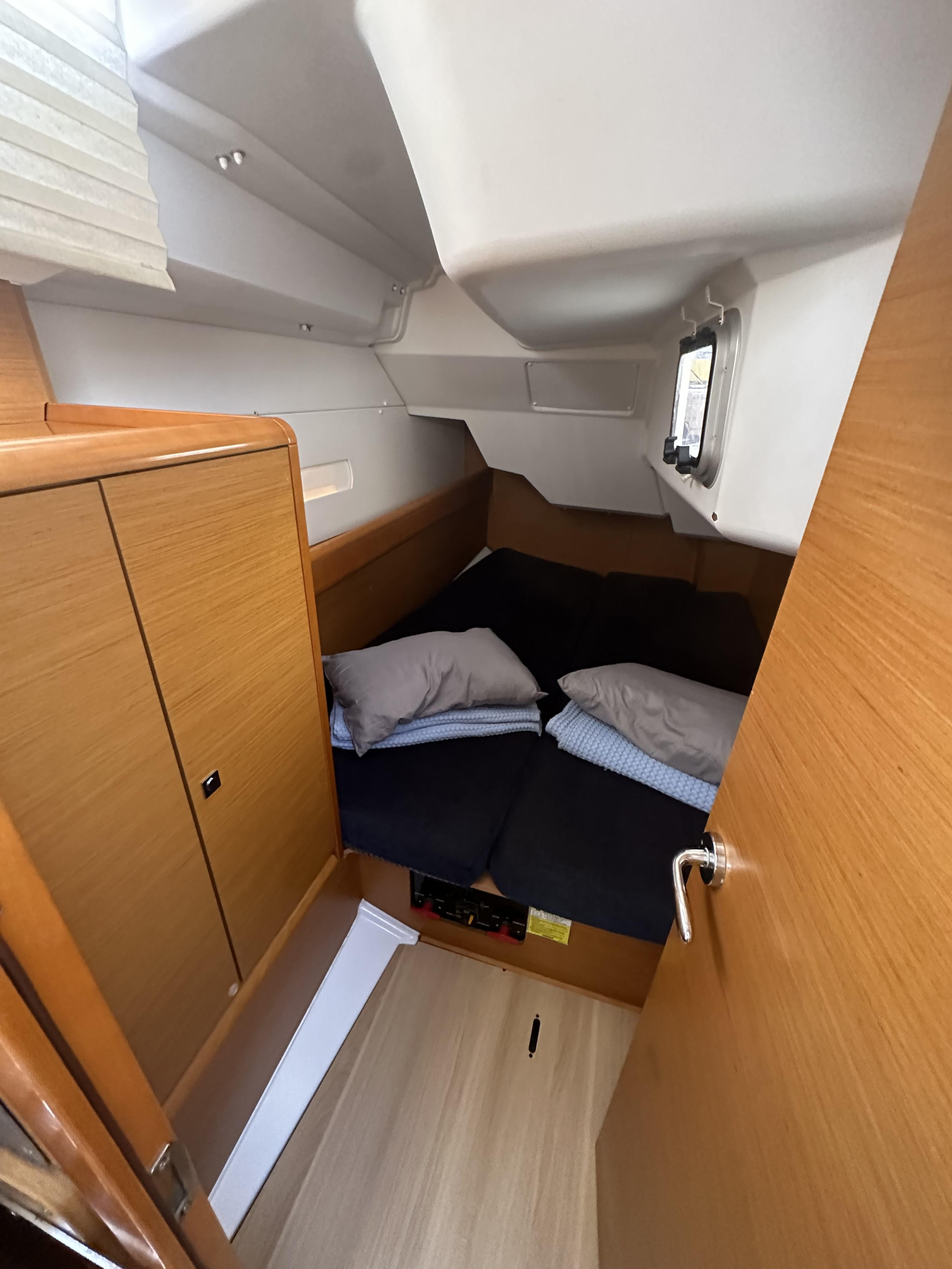 Sun Odyssey 379 — photo 12