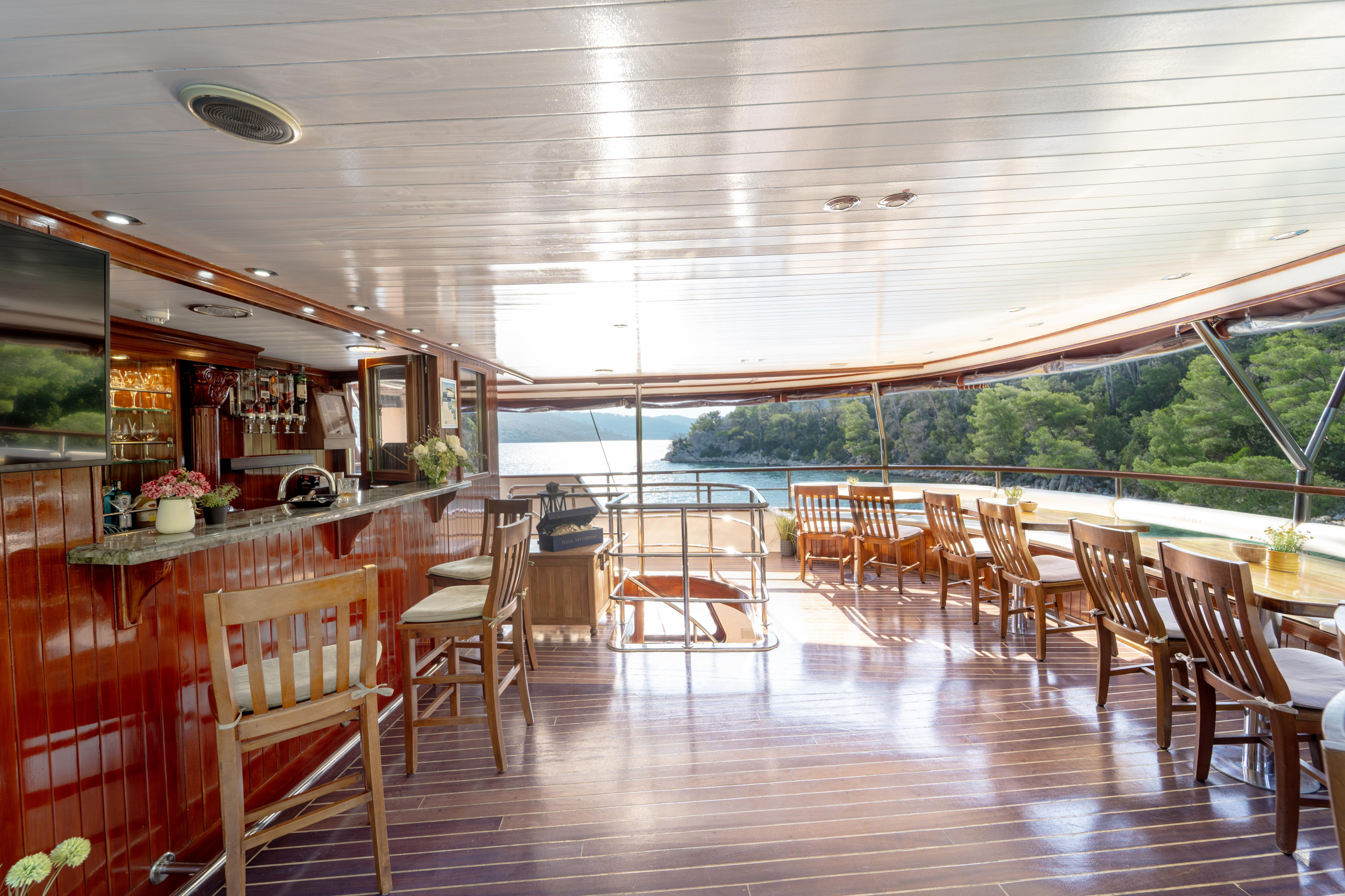 M/Y — photo 7