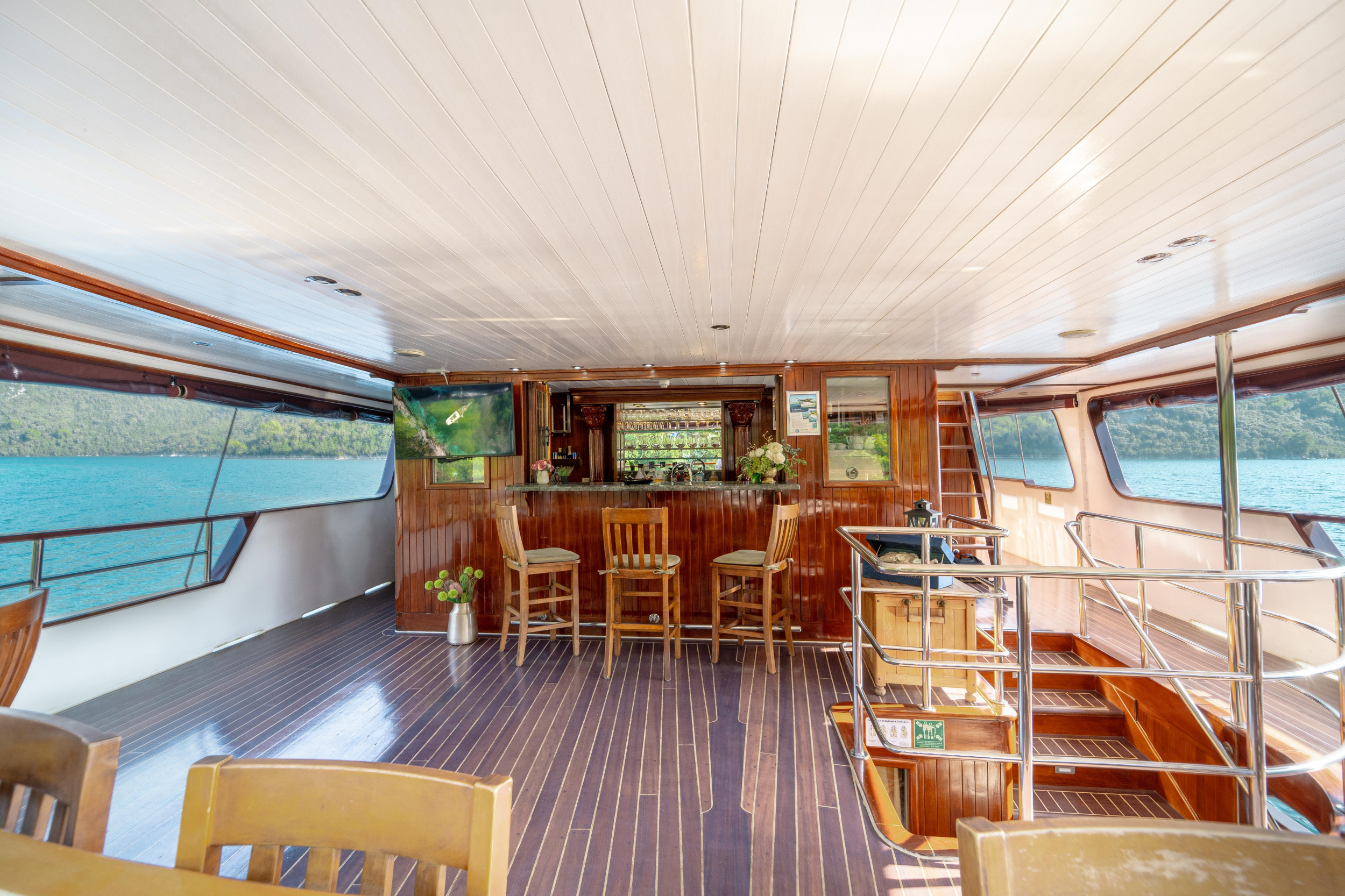 M/Y — photo 33