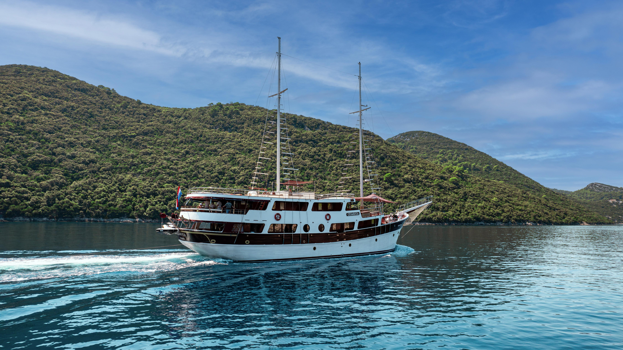 M/Y — photo 11