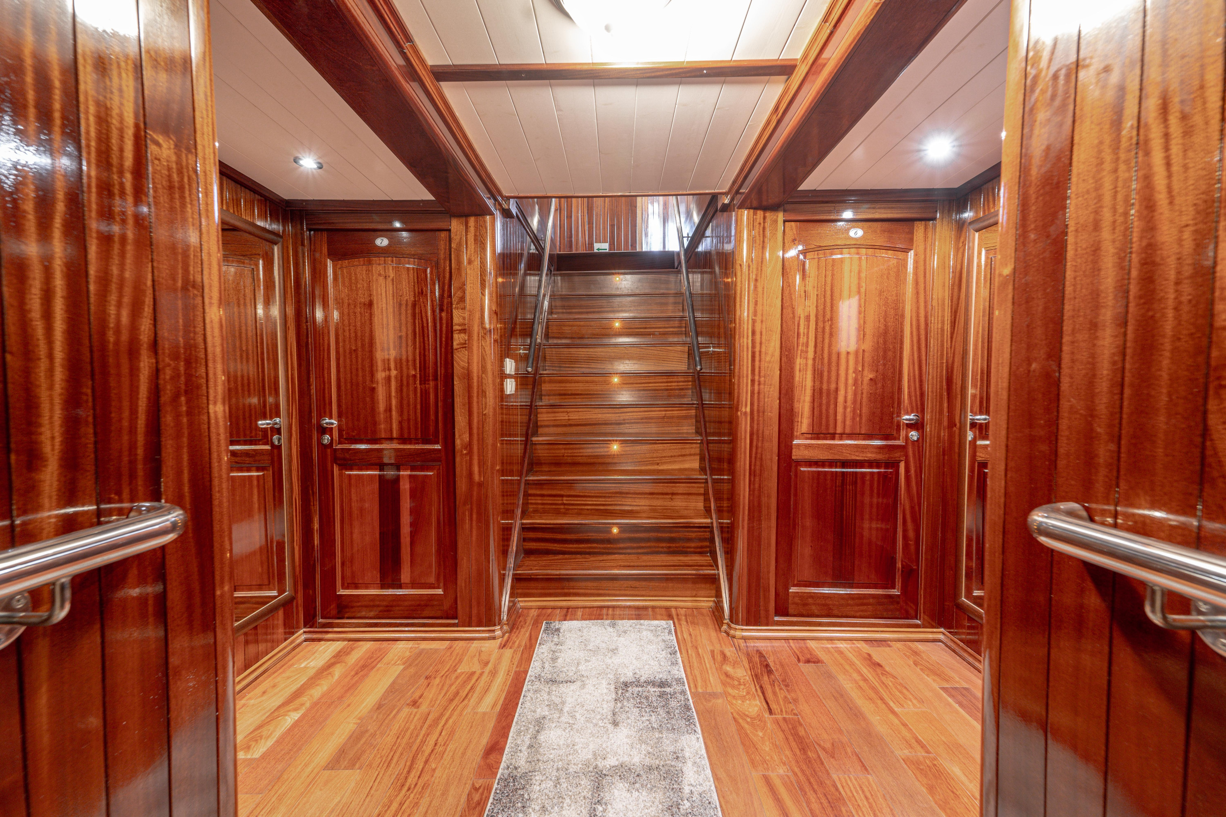 M/Y — photo 35