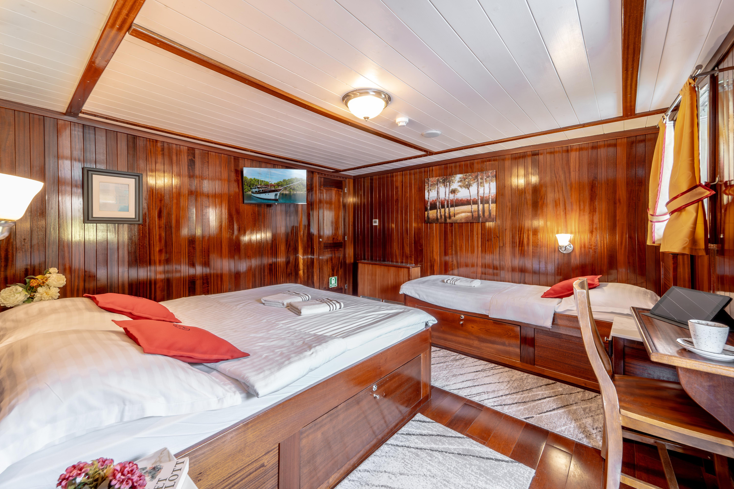 M/Y — photo 23