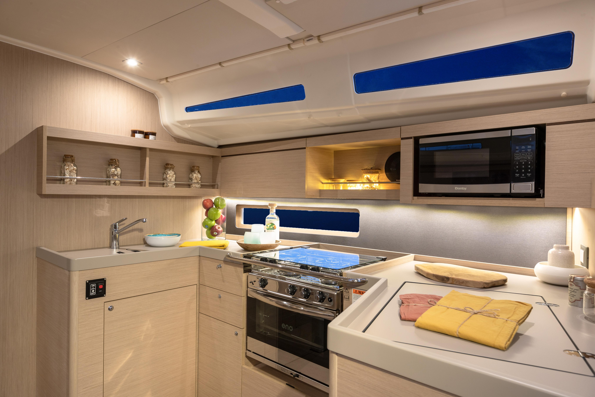 Oceanis 40.1 — photo 13