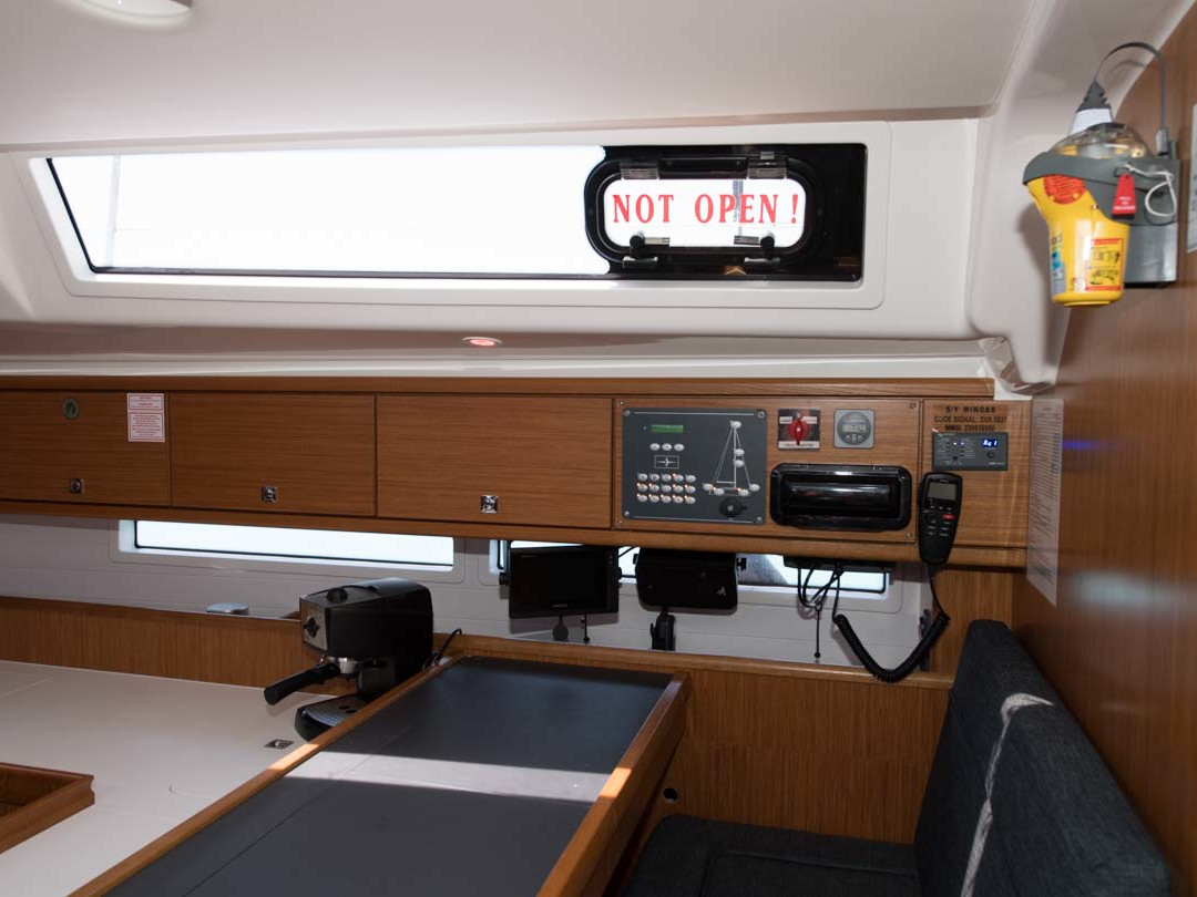 Bavaria Cruiser 56 — photo 3