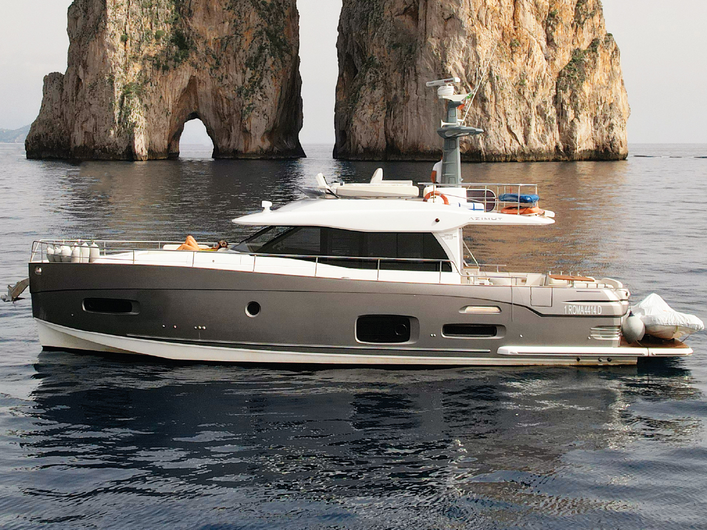 Azimut Magellano 53 — photo 1