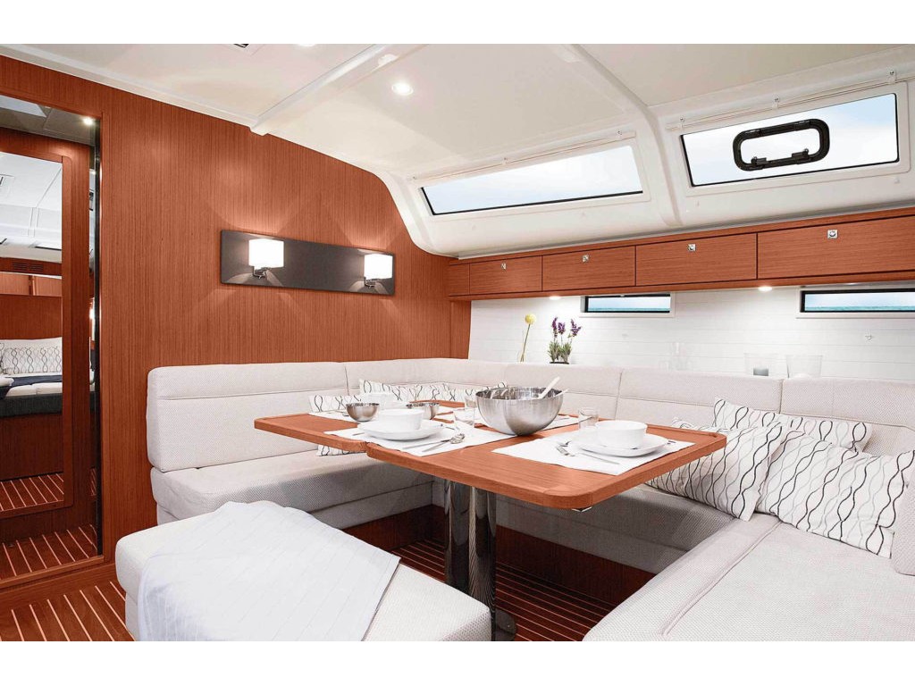 Bavaria Cruiser 51 — photo 10