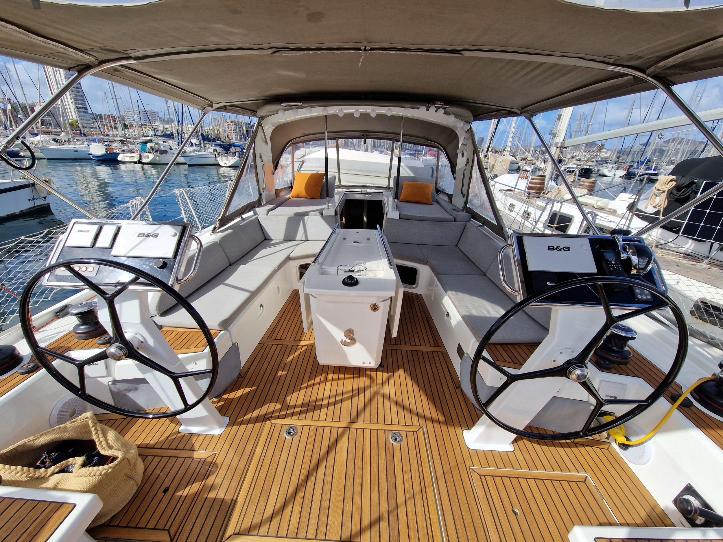 Oceanis 51.1 — photo 1
