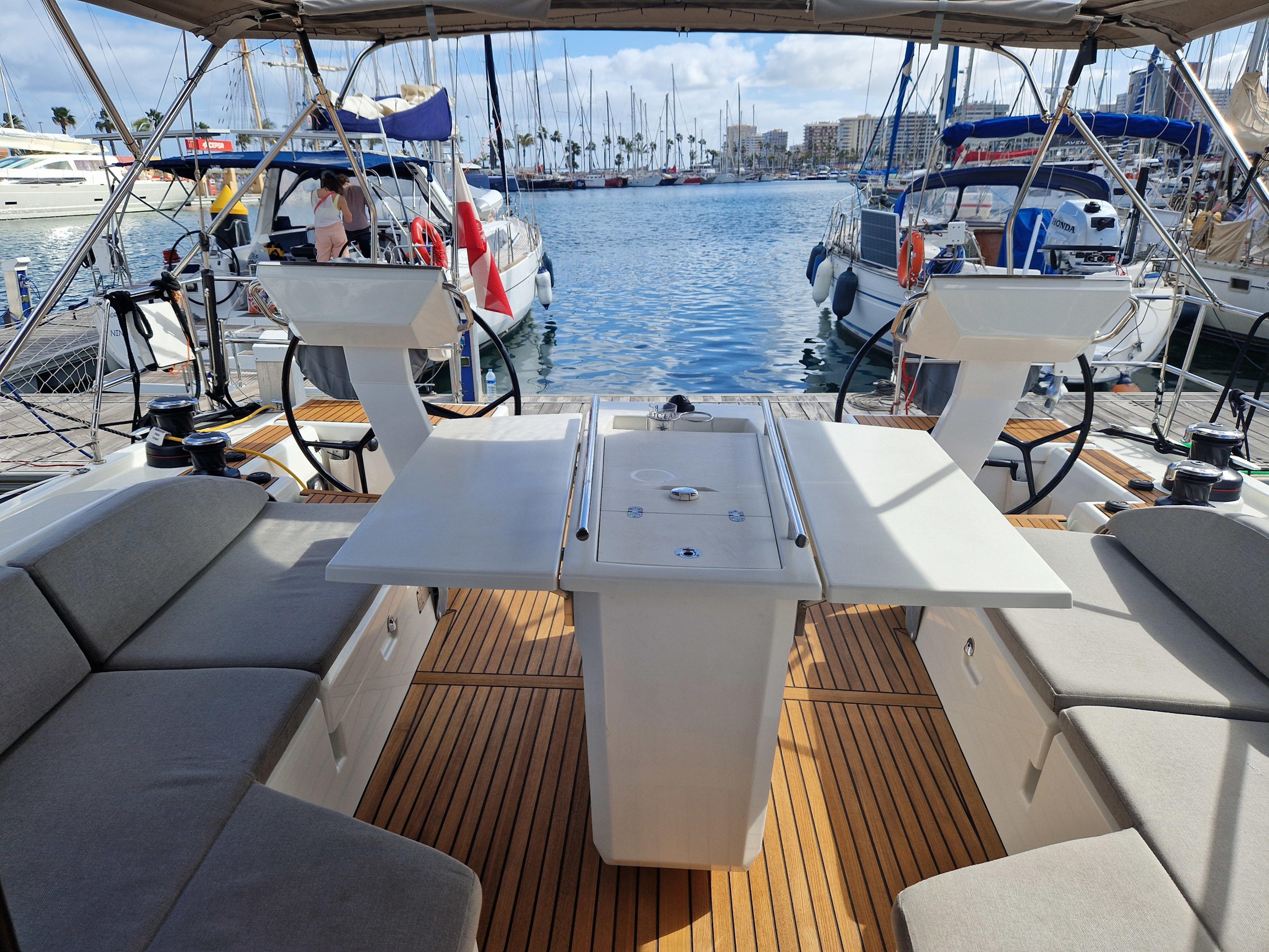 Oceanis 51.1 — photo 7