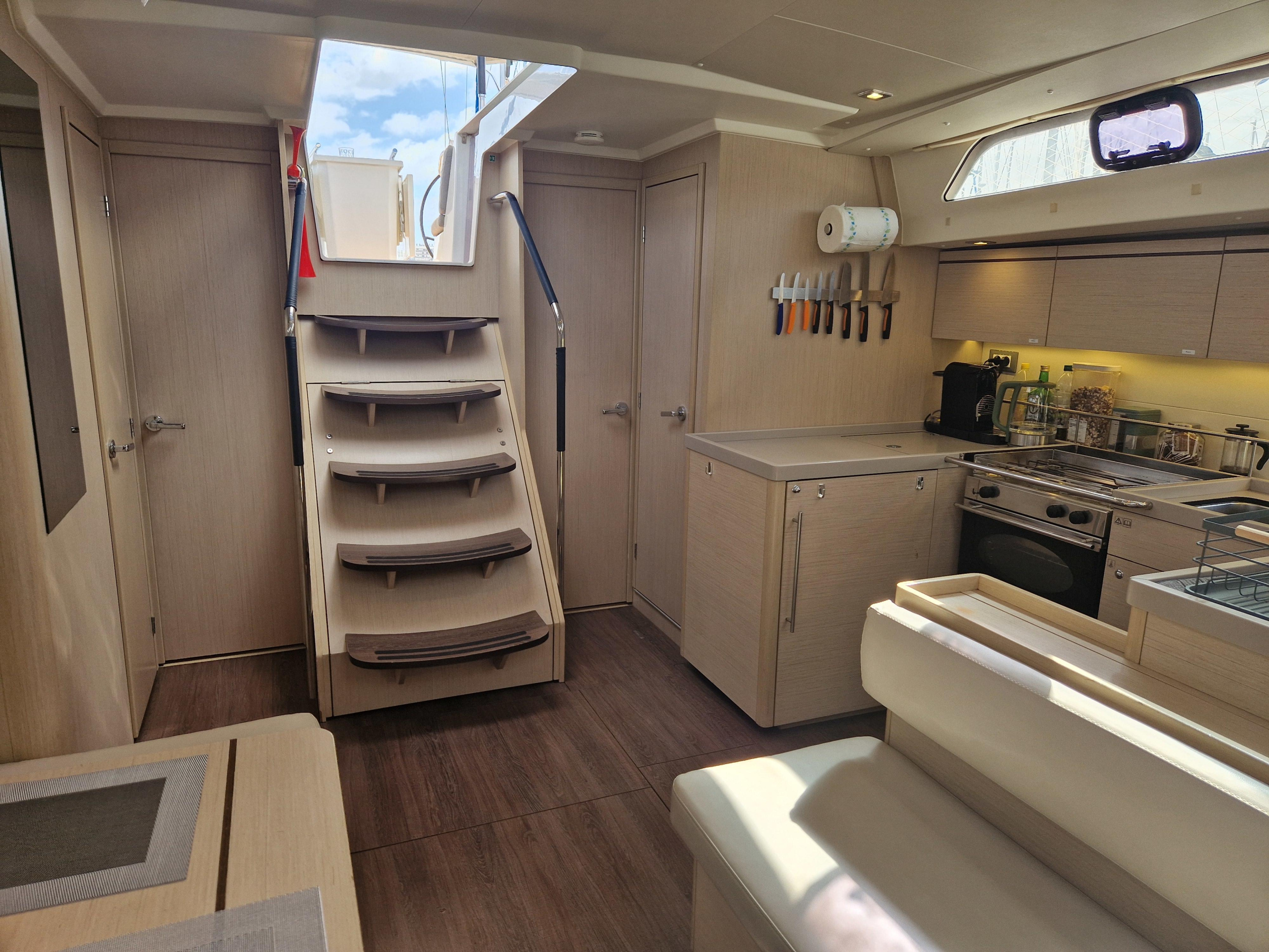Oceanis 51.1 — photo 6