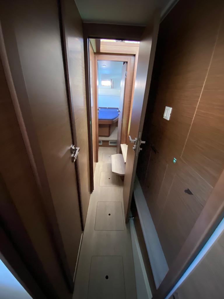 Lagoon 40 — photo 18