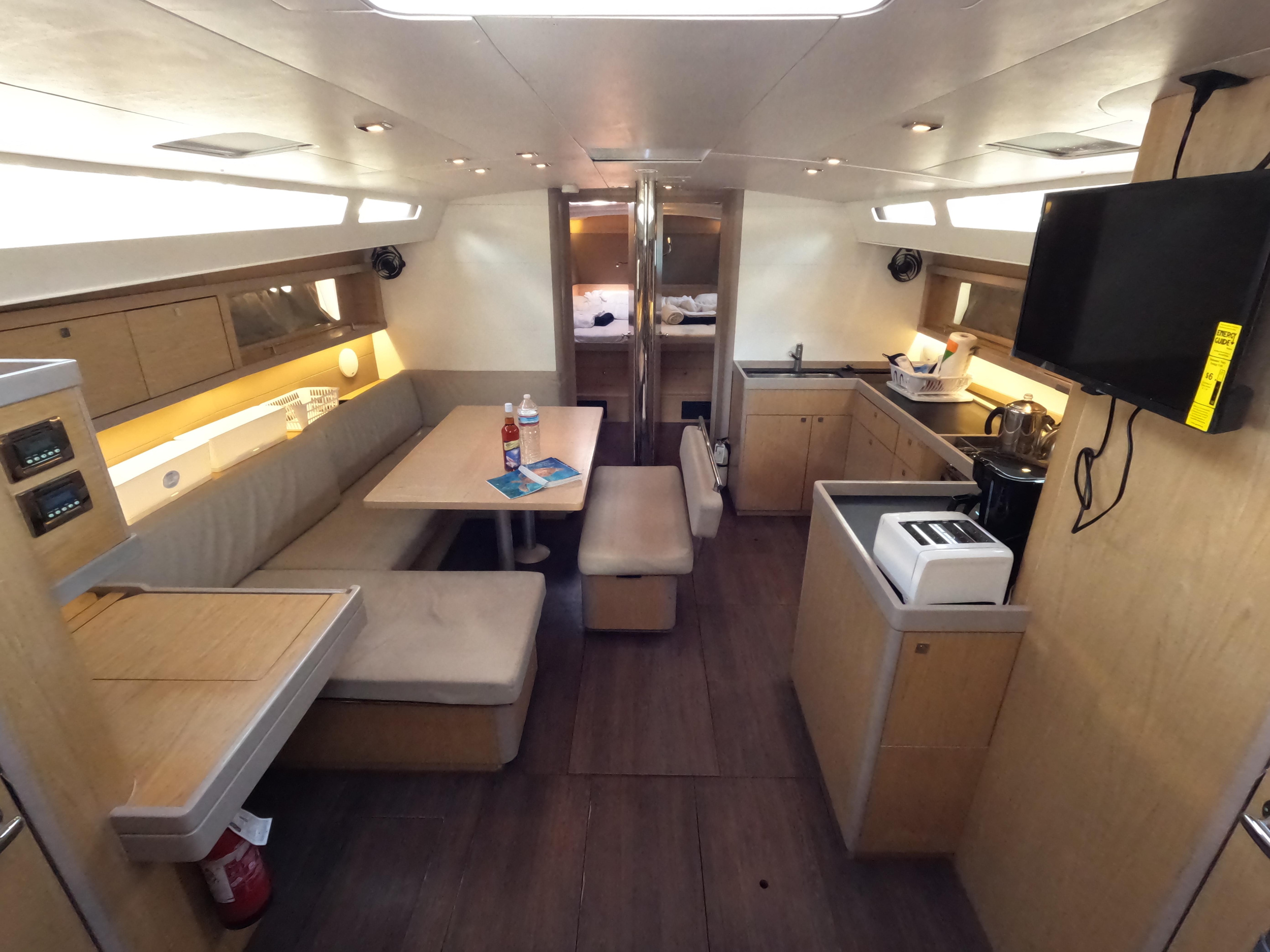 Beneteau Oceanis 48 — photo 16