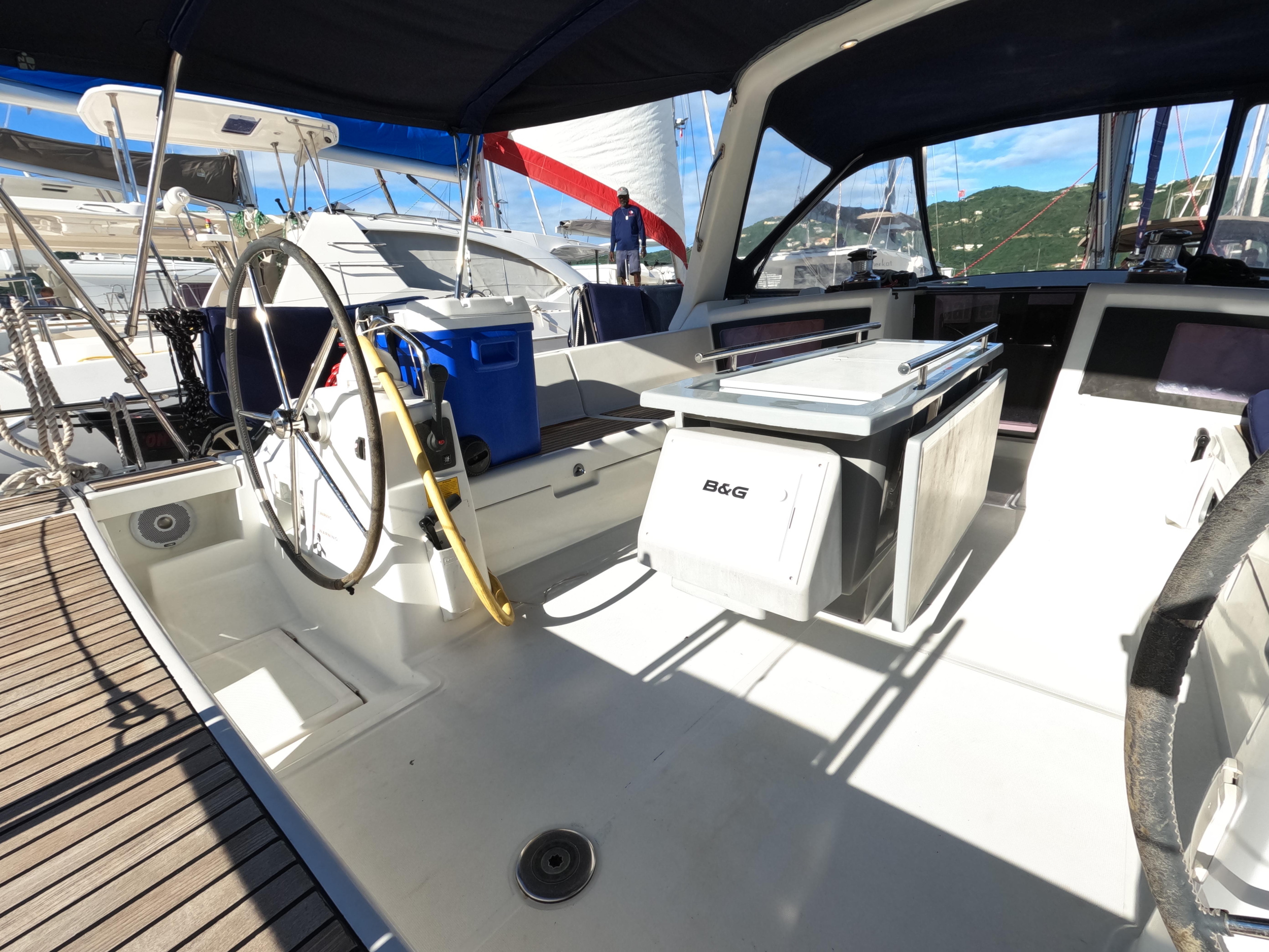 Beneteau Oceanis 48 — photo 10