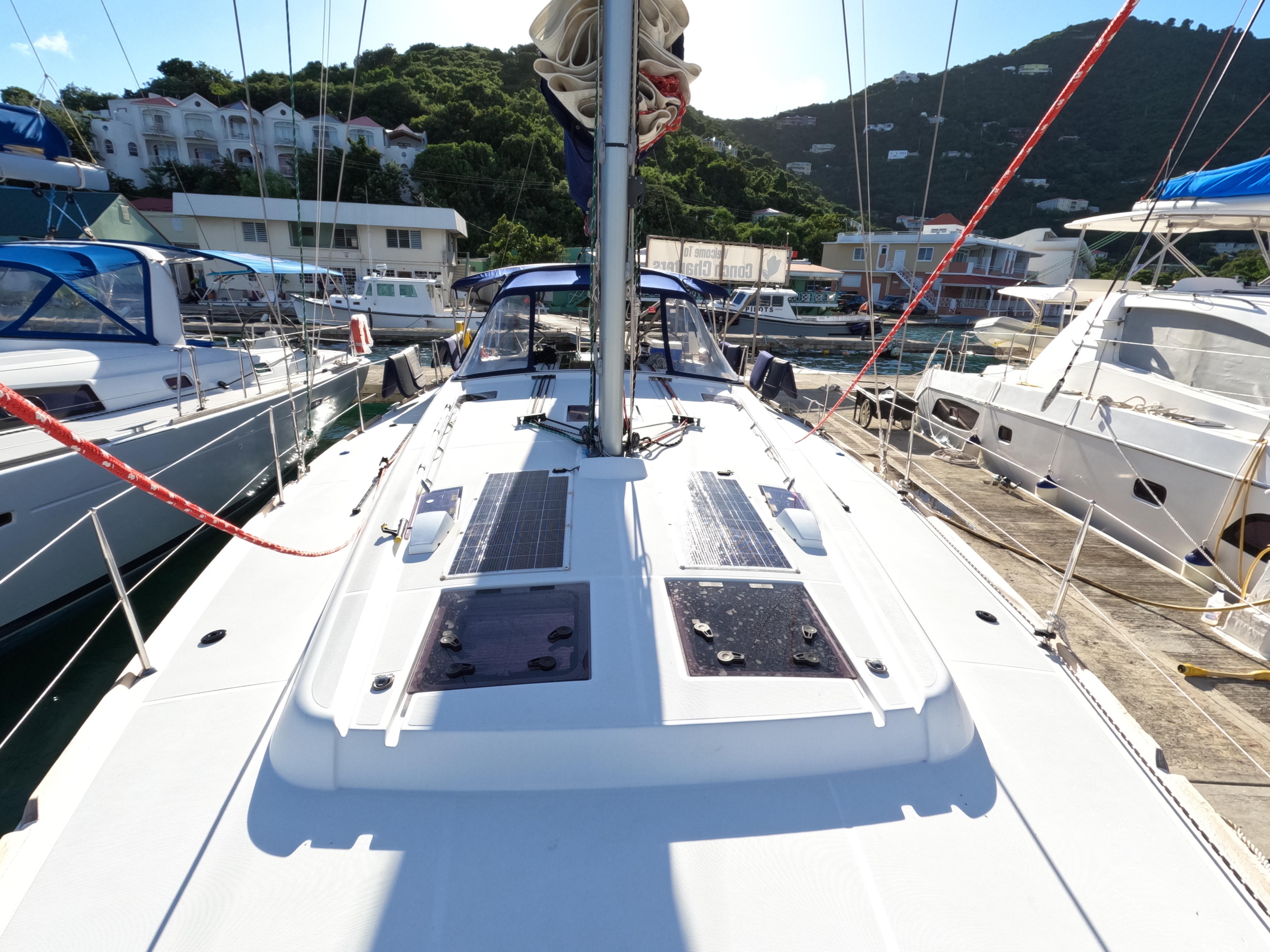 Beneteau Oceanis 48 — photo 3